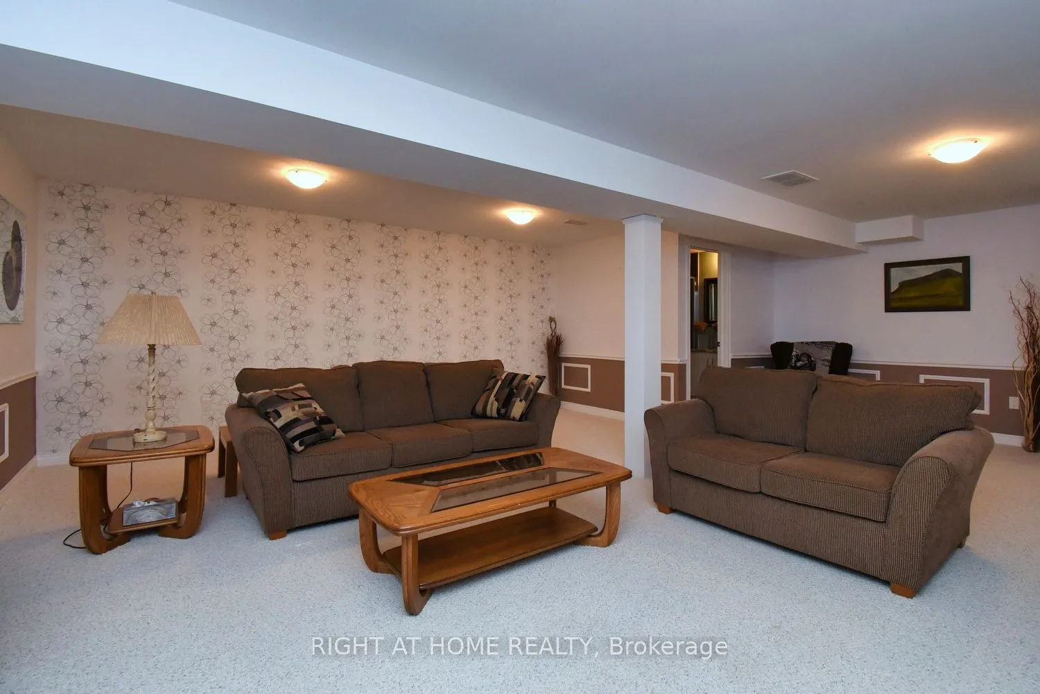 288 Main Street E, #4