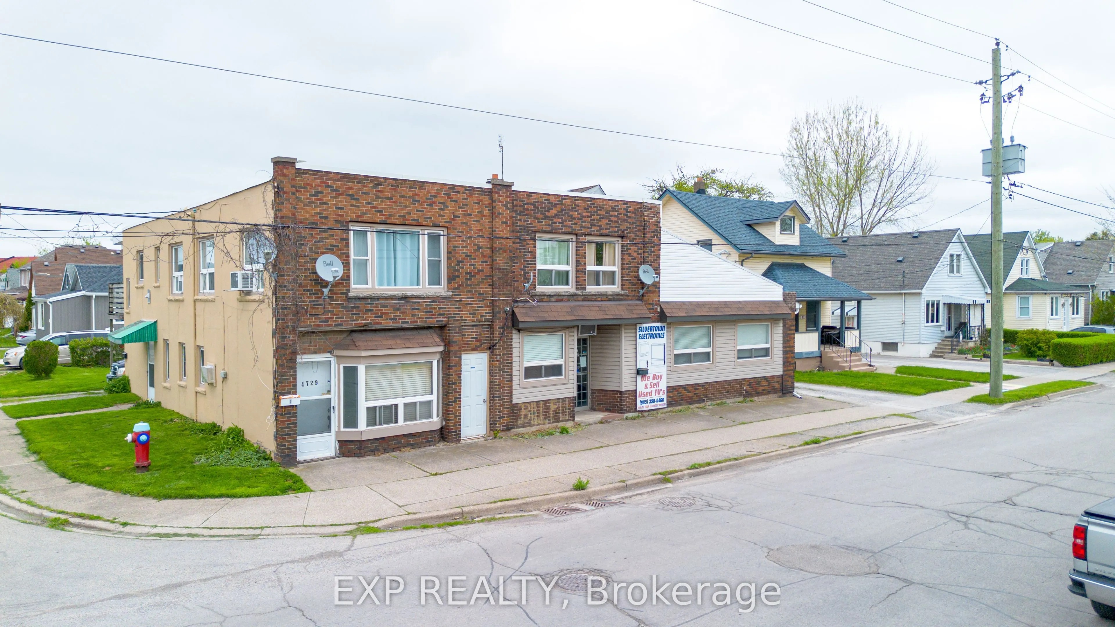 4727-4729 Ferguson Street