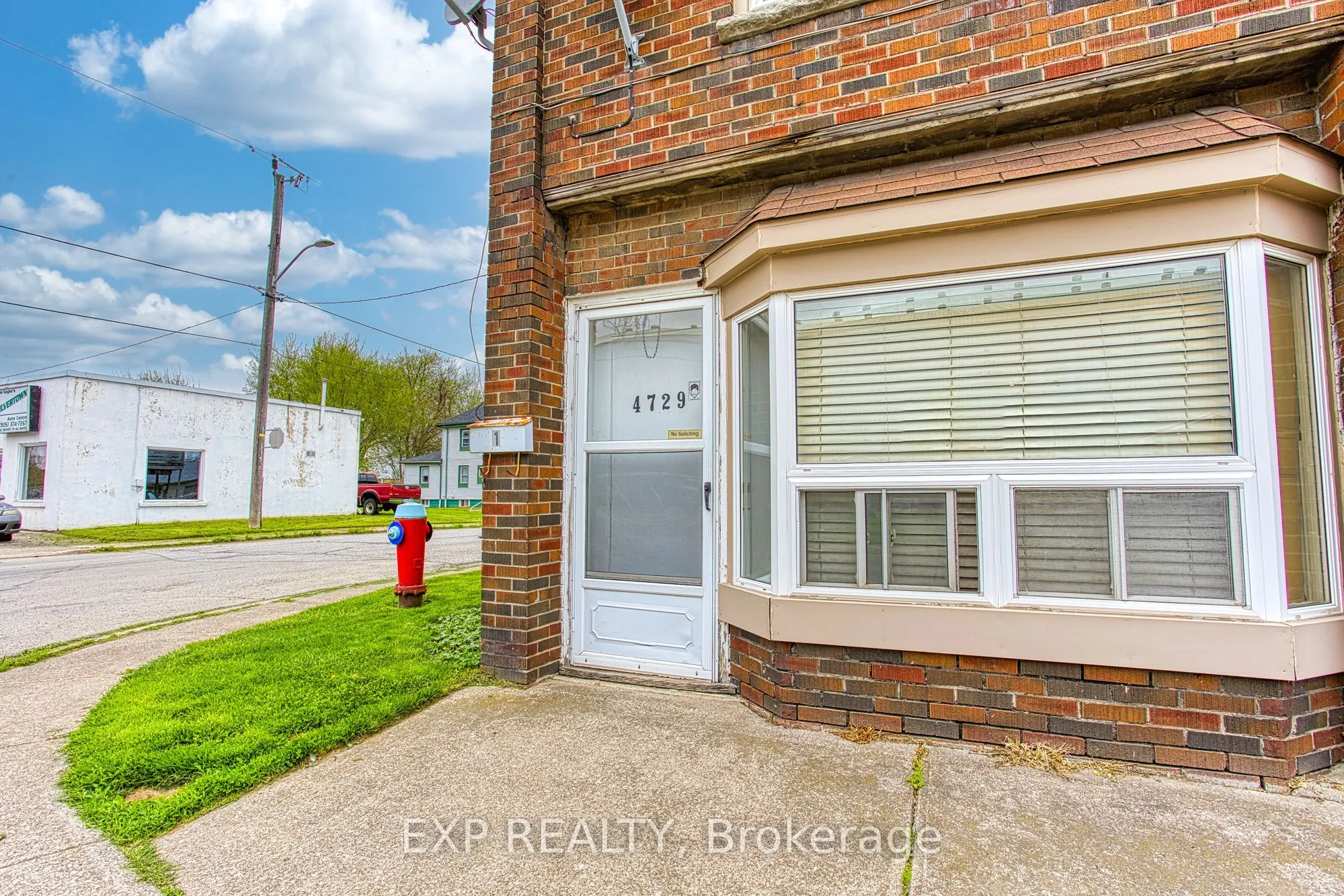 4727-4729 Ferguson Street