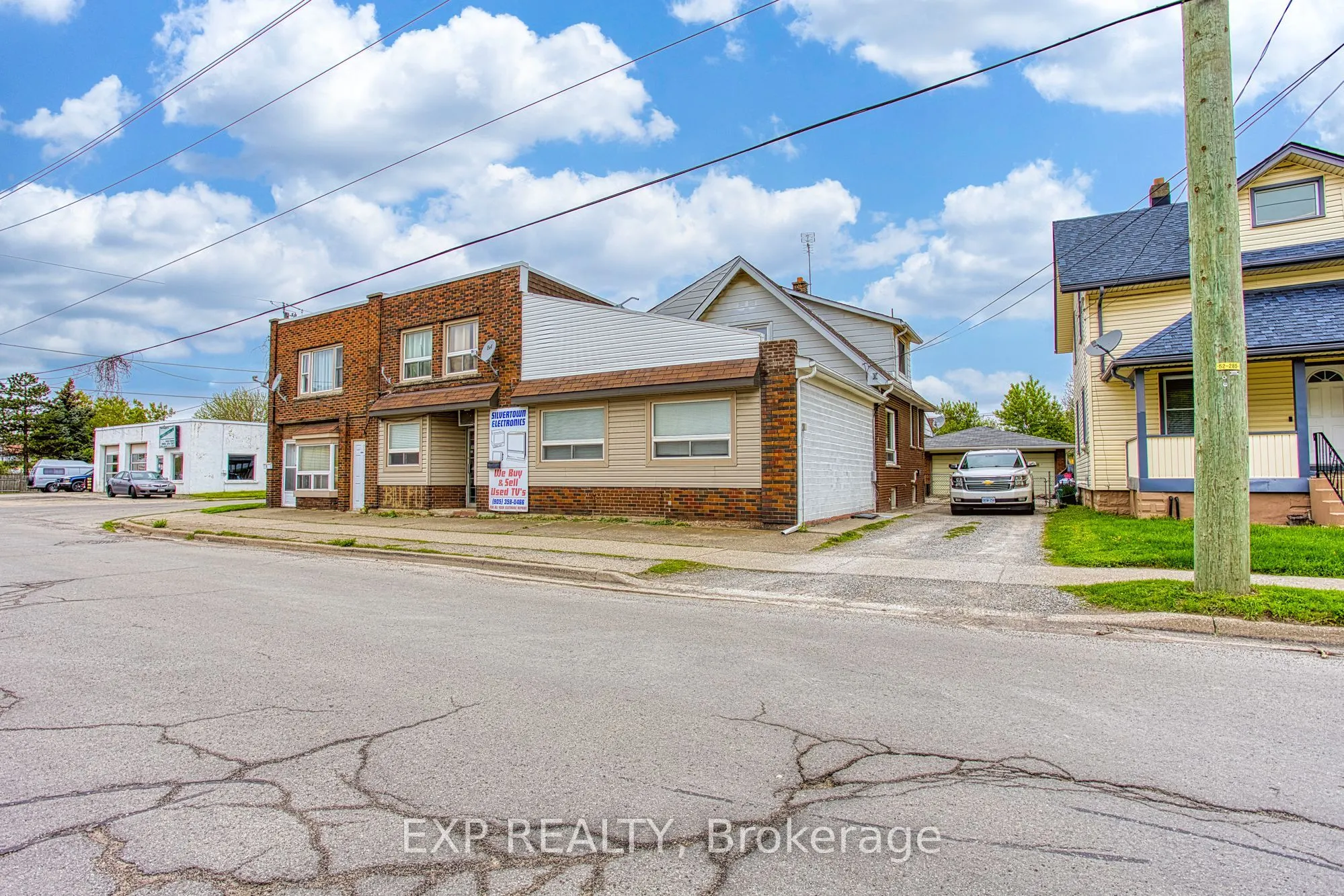 4727-4729 Ferguson Street