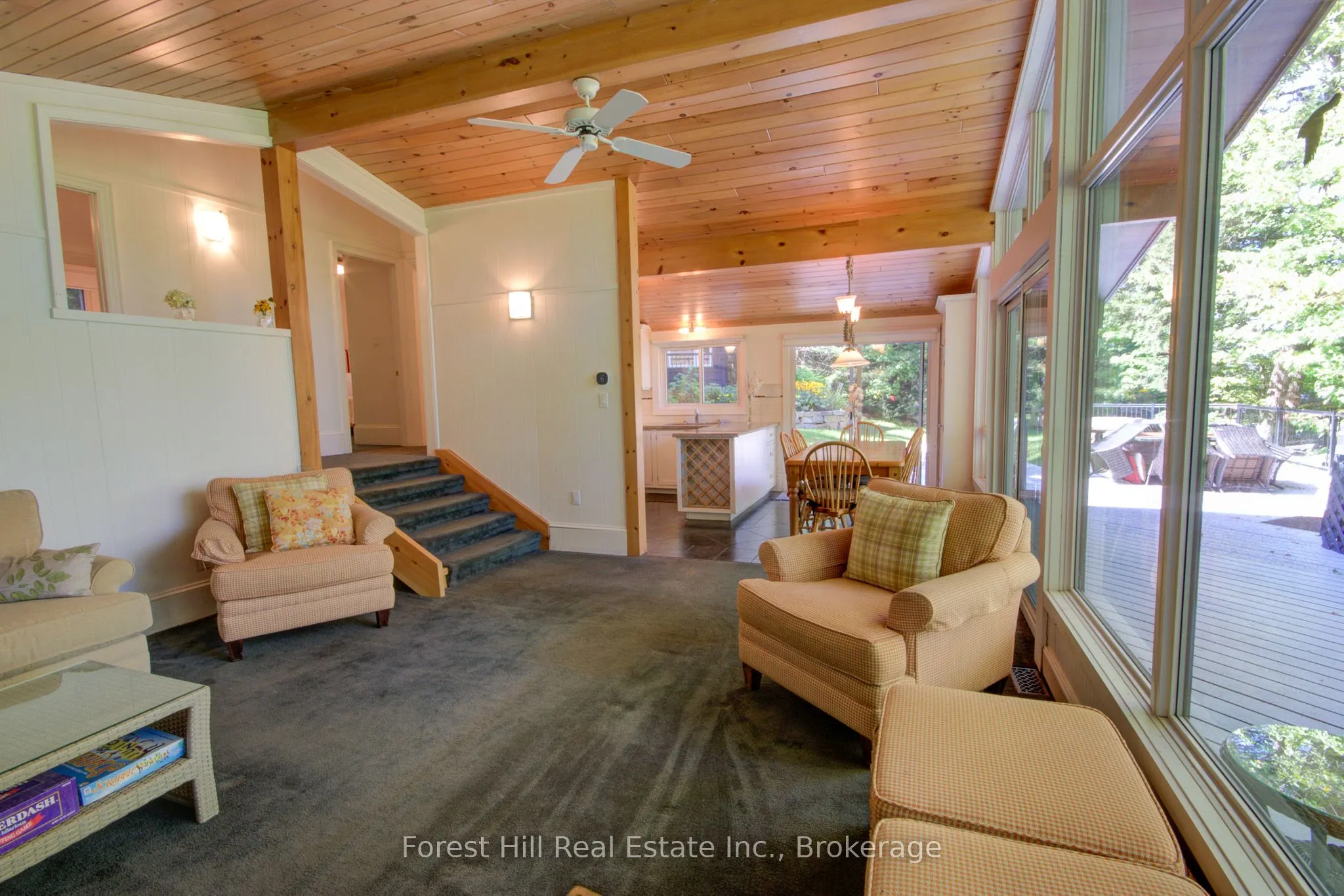 21 Lakeview Crescent