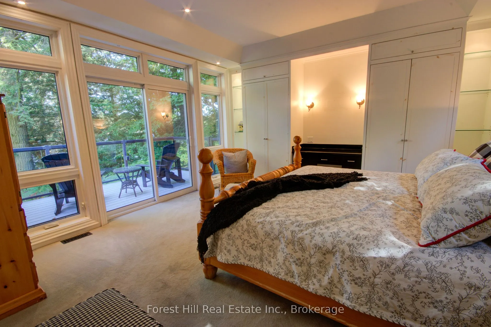 21 Lakeview Crescent
