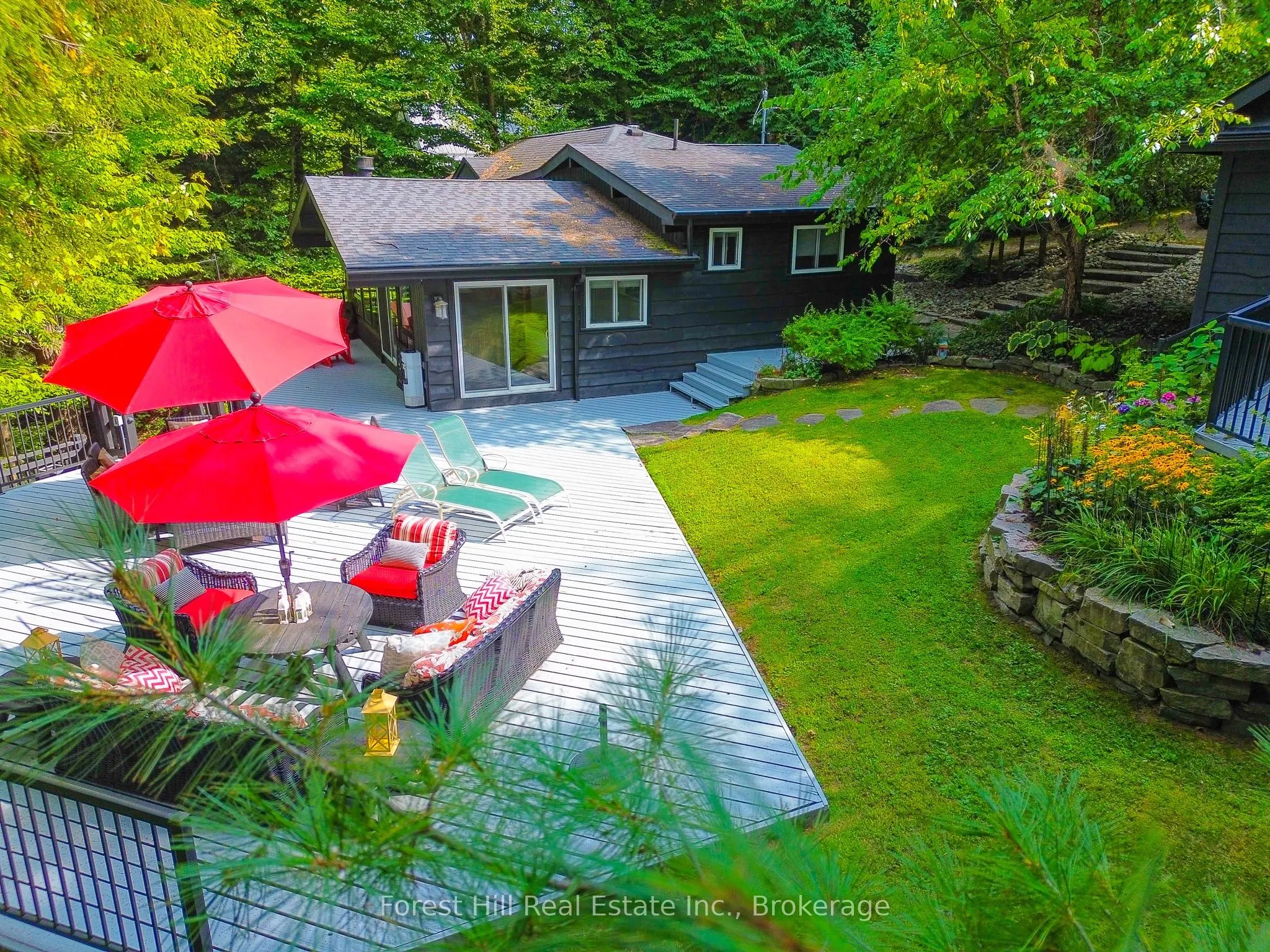 21 Lakeview Crescent