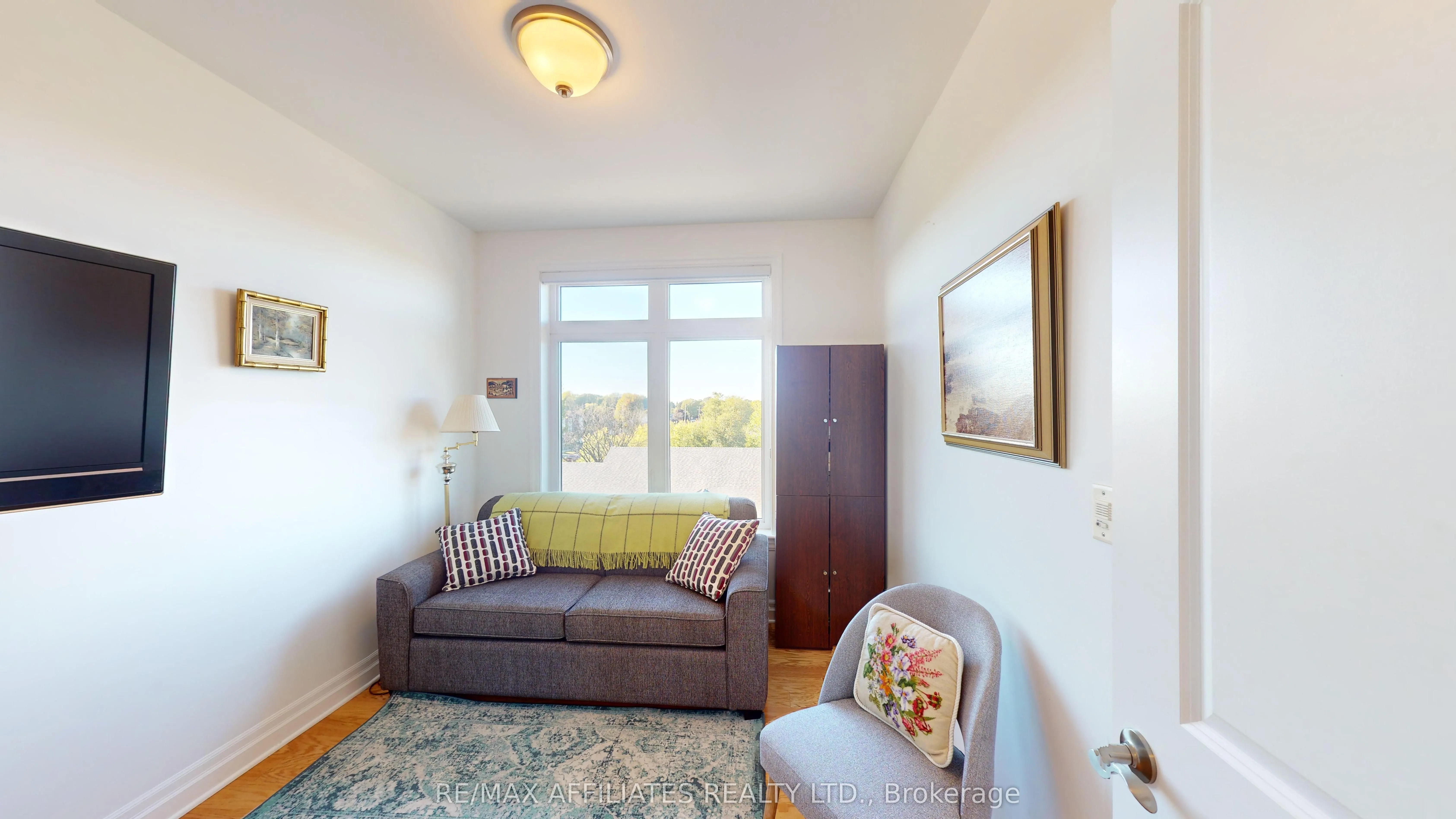 1109 Millwood Avenue, #302