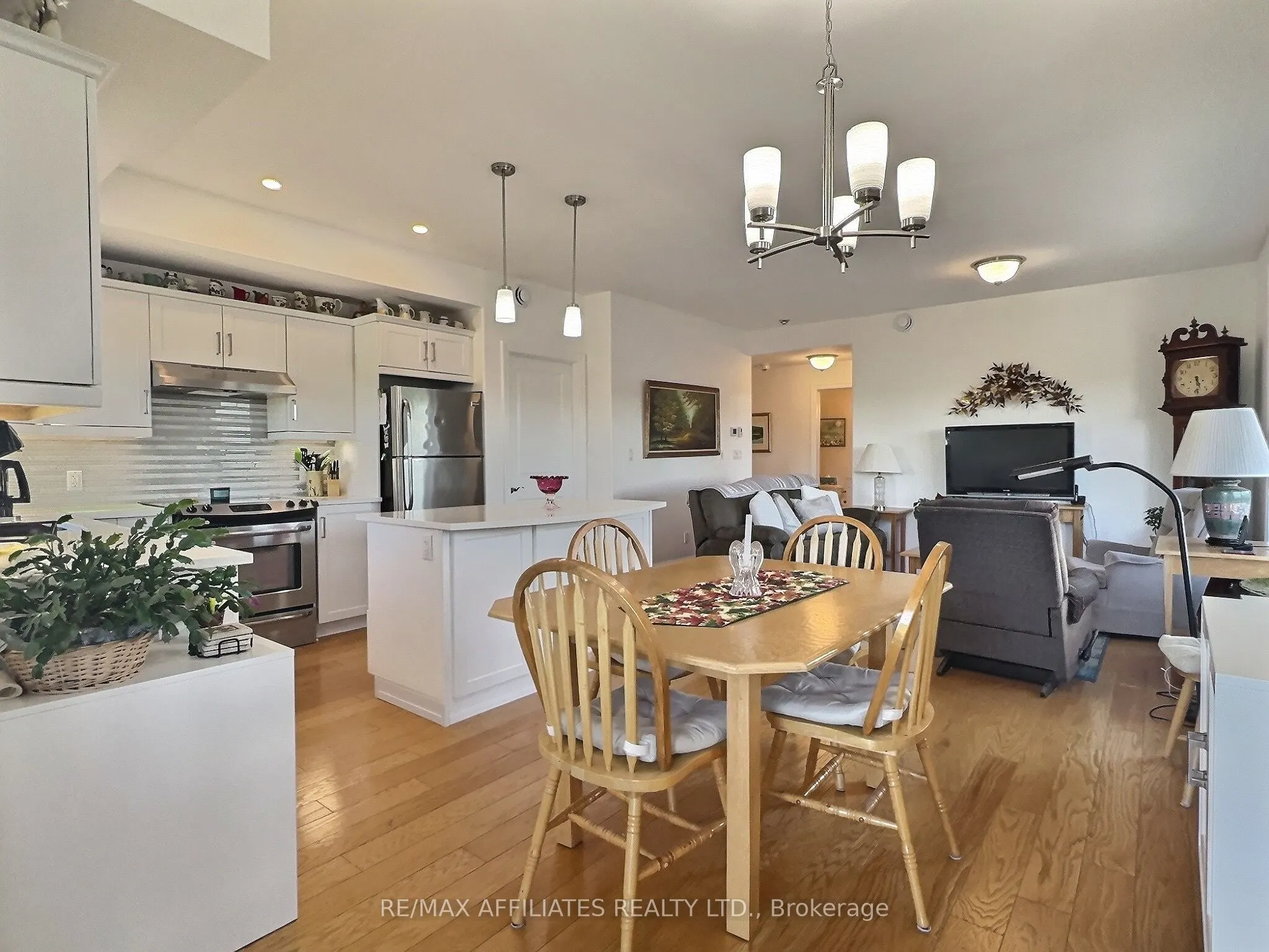 1109 Millwood Avenue, #302