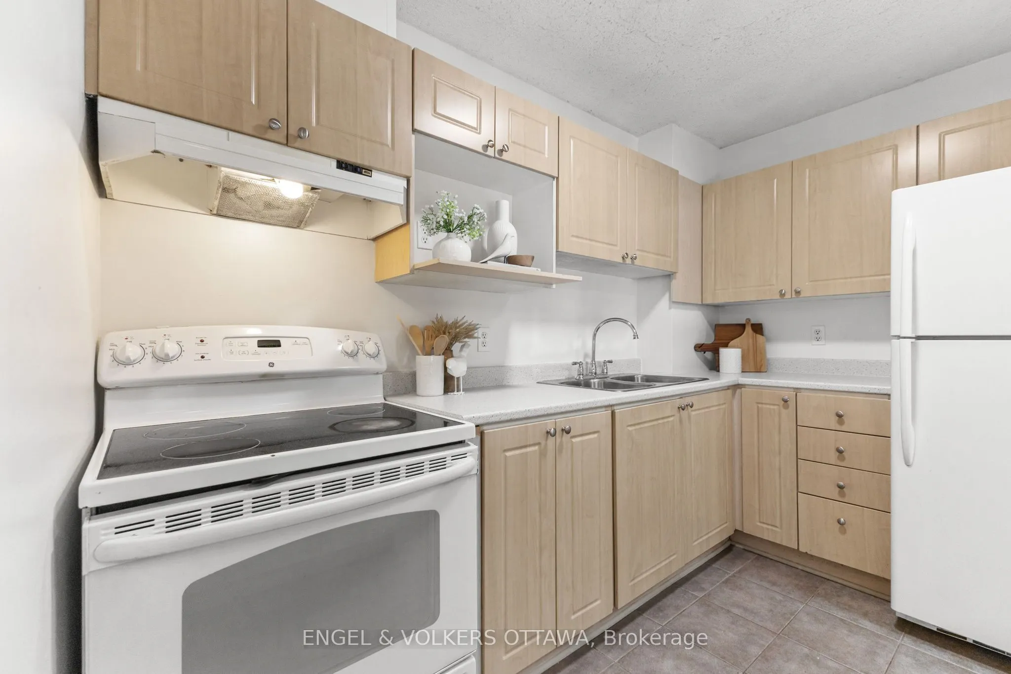 202 Royalton Private