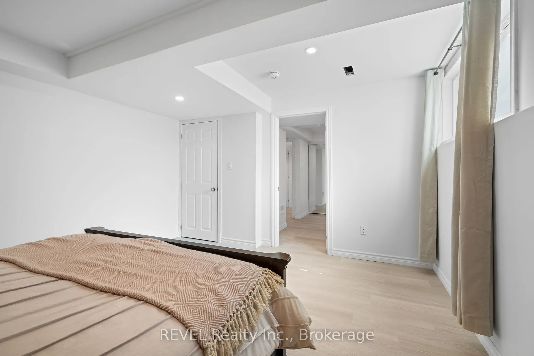 14 Michaela Crescent, #Lower