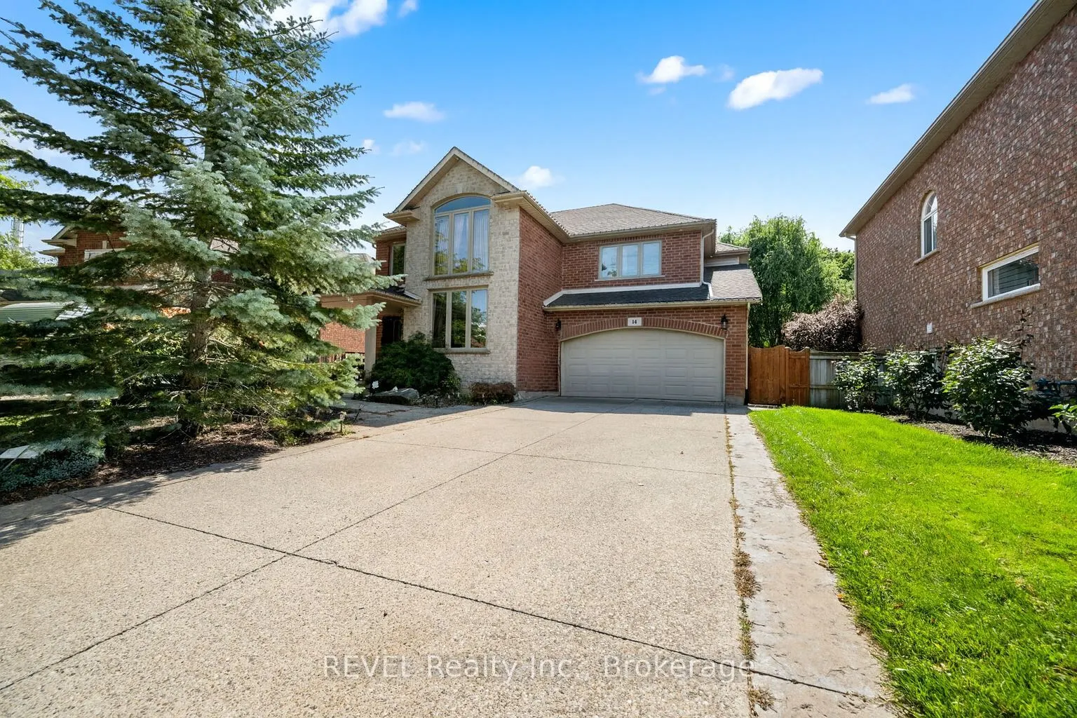 14 Michaela Crescent, #Lower