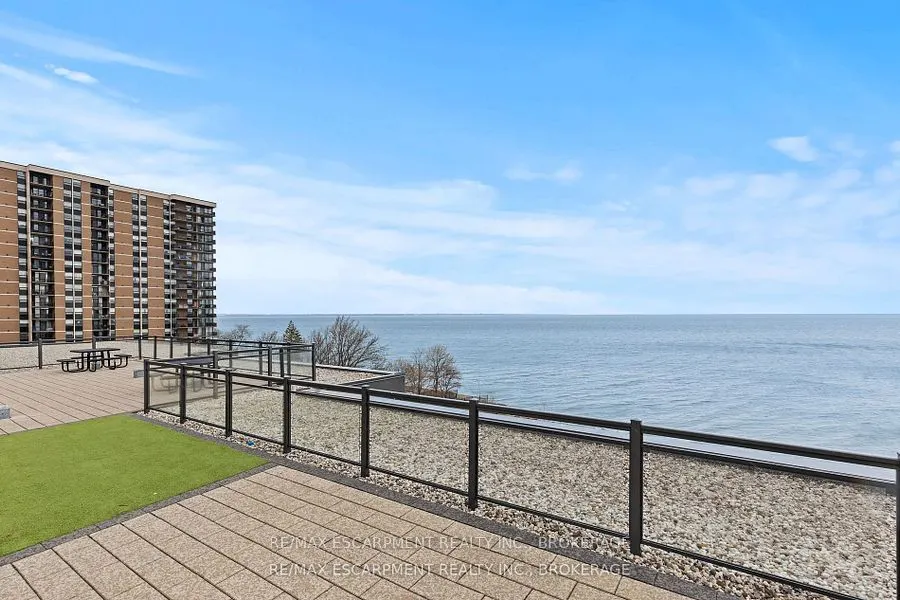 35 Southshore Crescent, #230