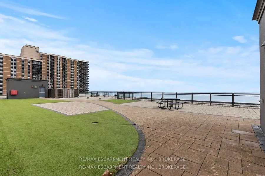 35 Southshore Crescent, #230
