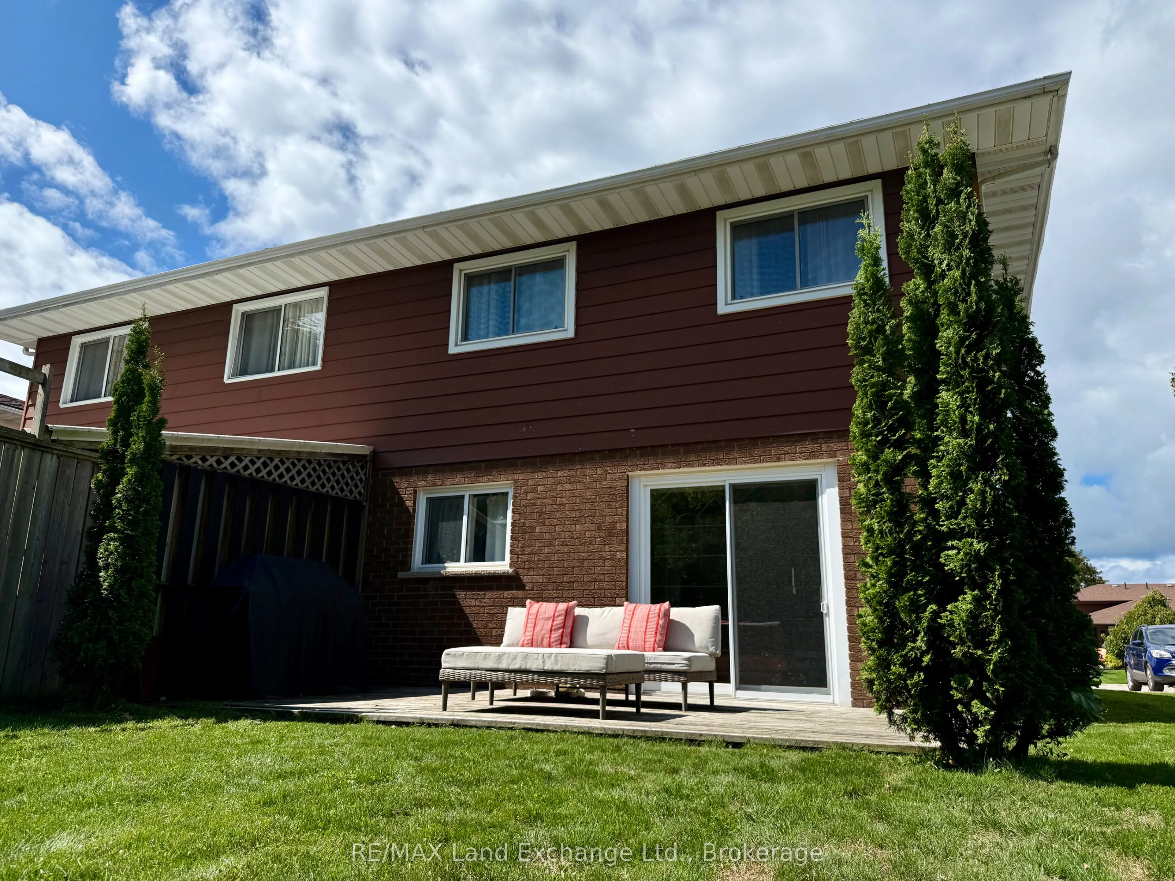 369 Bricker Street