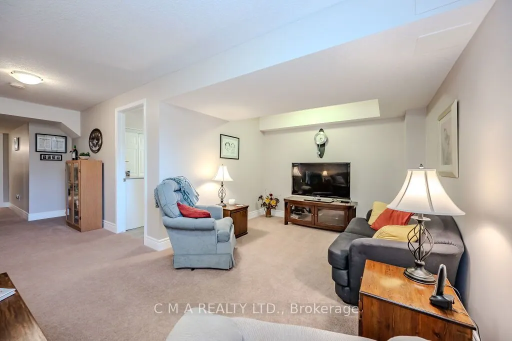512 Northbrook Place