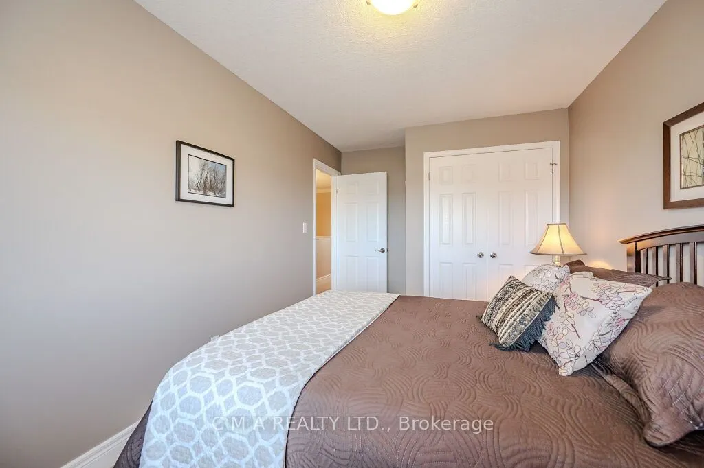 512 Northbrook Place