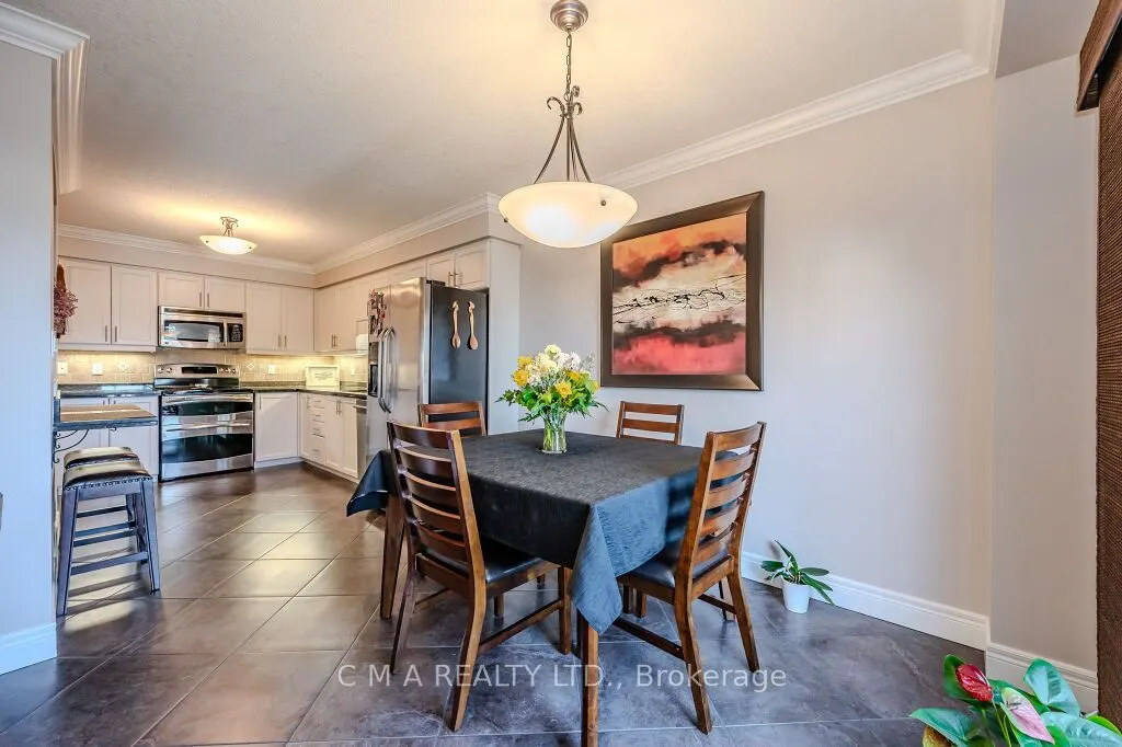 512 Northbrook Place