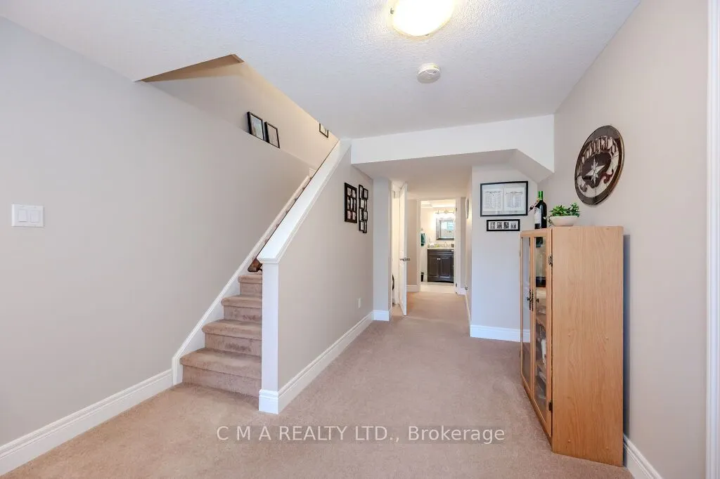 512 Northbrook Place
