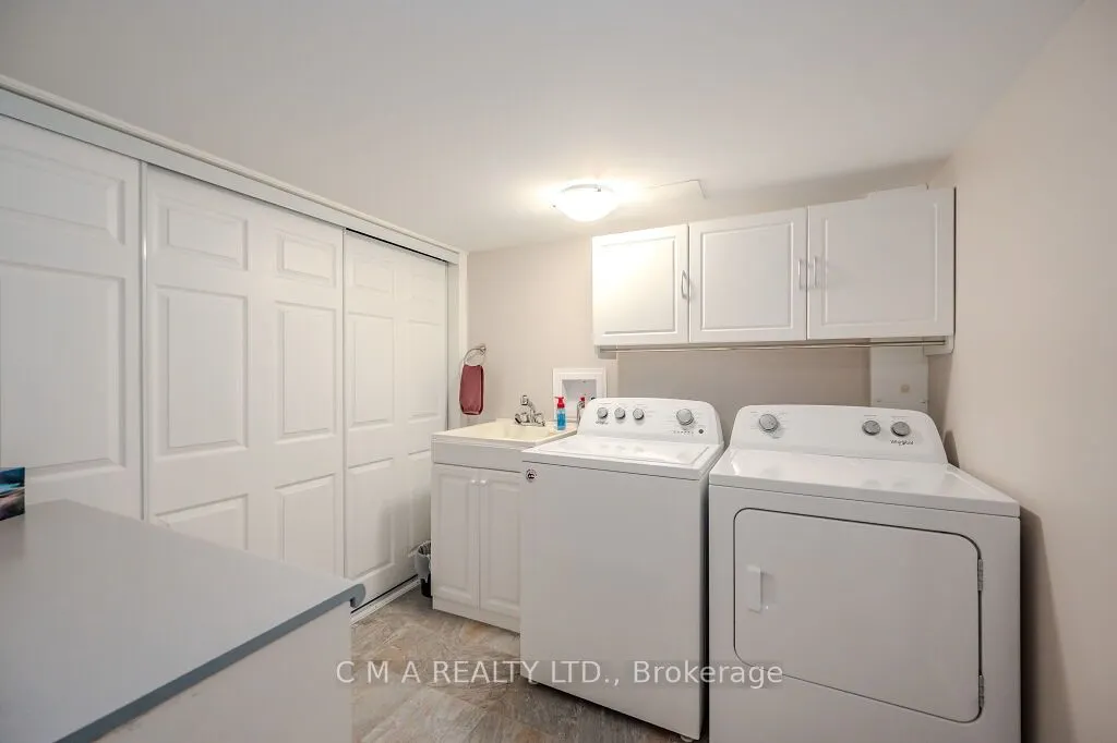 512 Northbrook Place