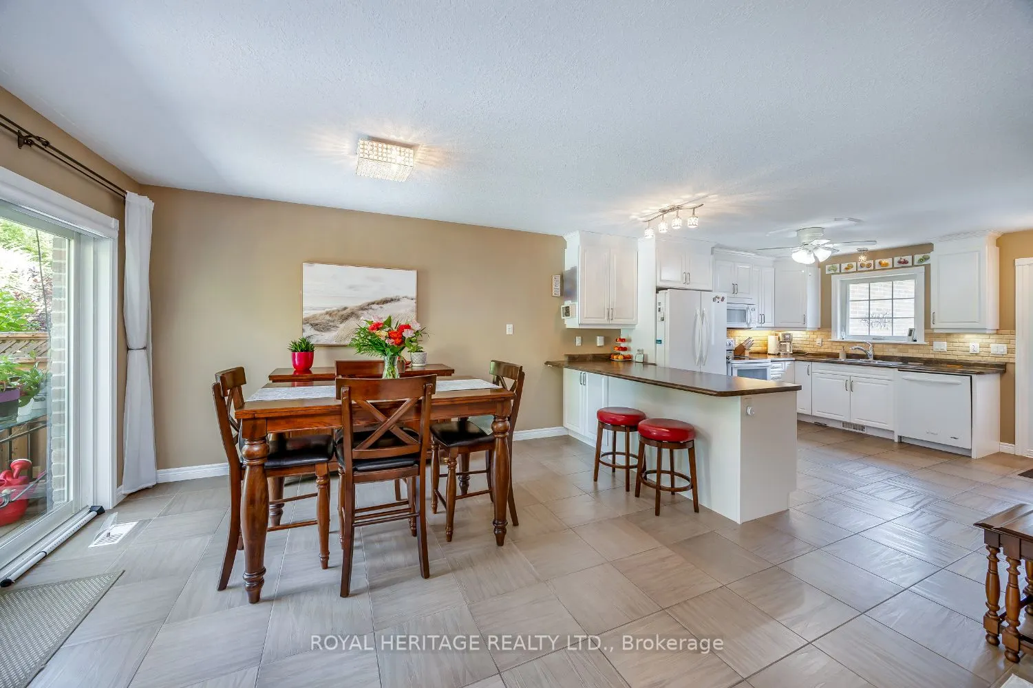 301 Carnegie Avenue, #162
