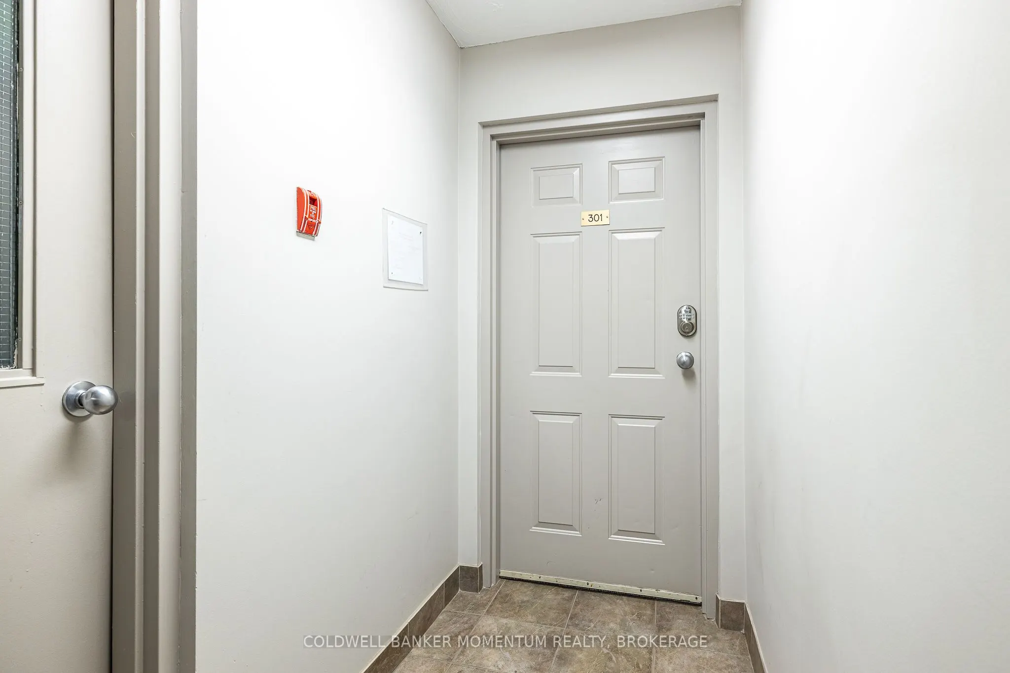 78 Welland Street N, #301