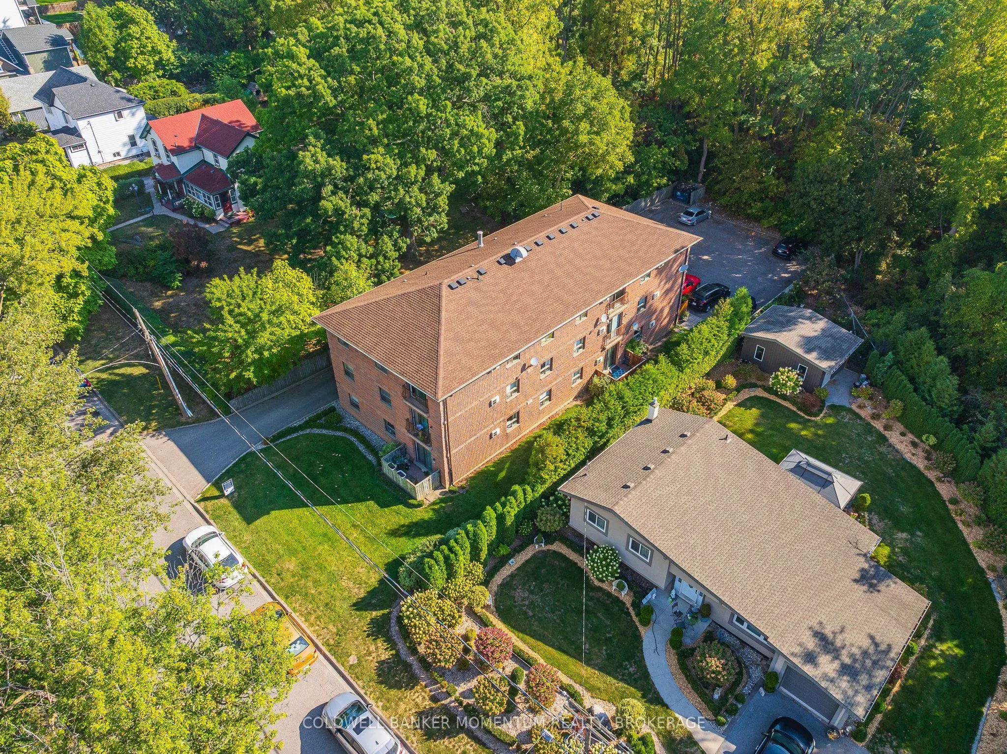 78 Welland Street N, #301