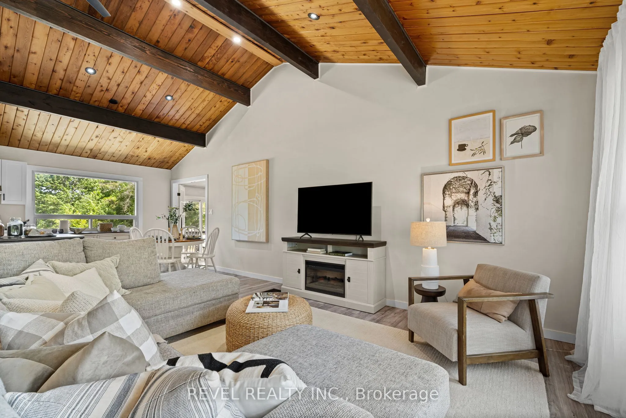 595 Hickory Beach Road