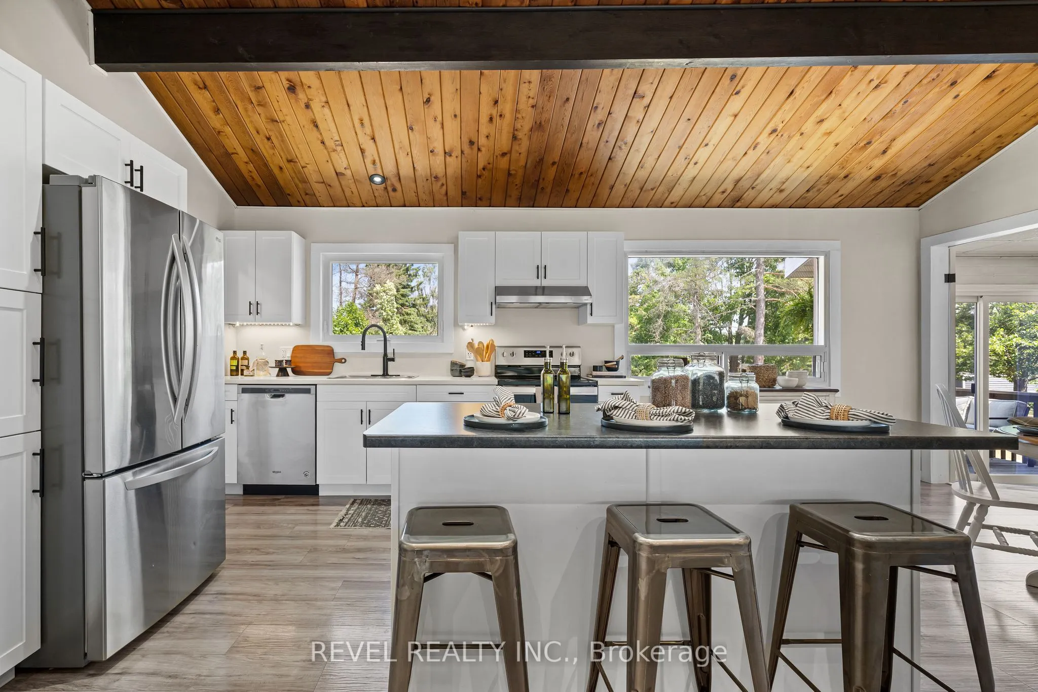 595 Hickory Beach Road