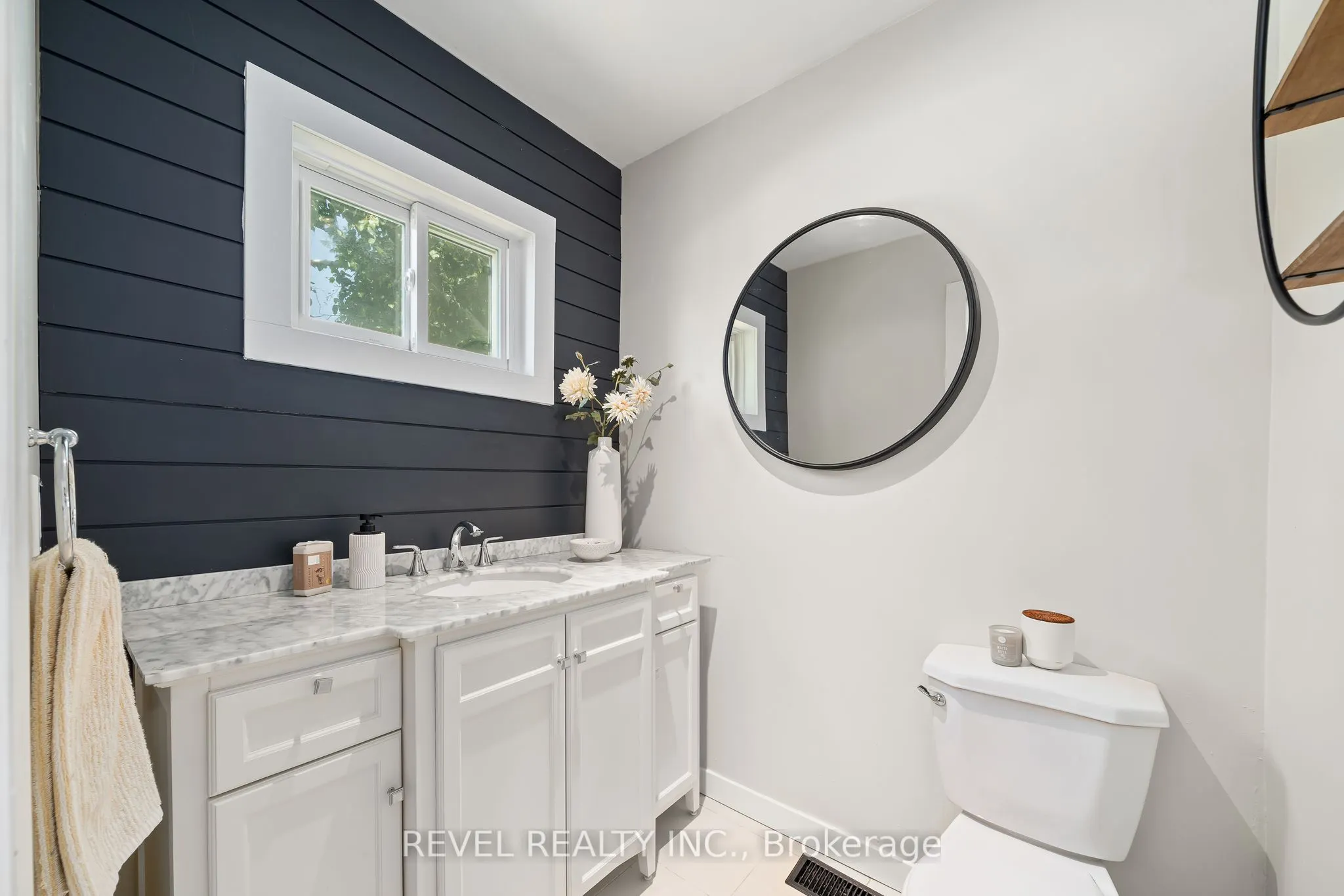 595 Hickory Beach Road