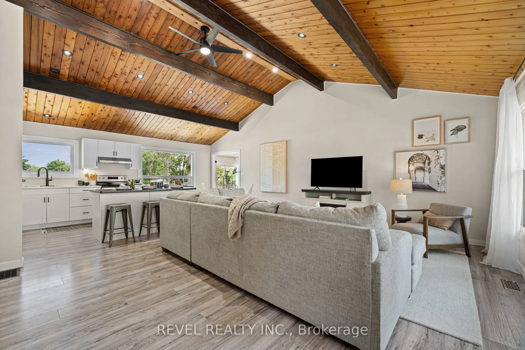 595 Hickory Beach Road