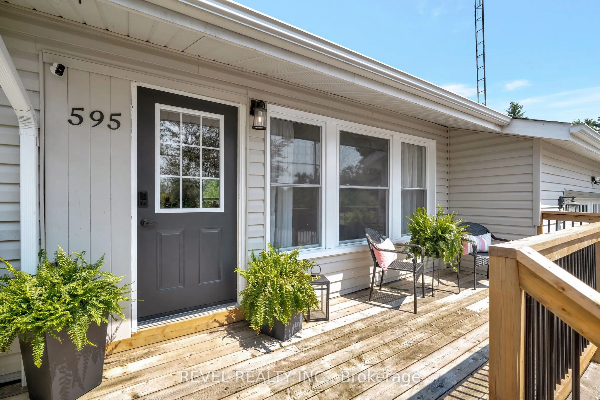 595 Hickory Beach Road