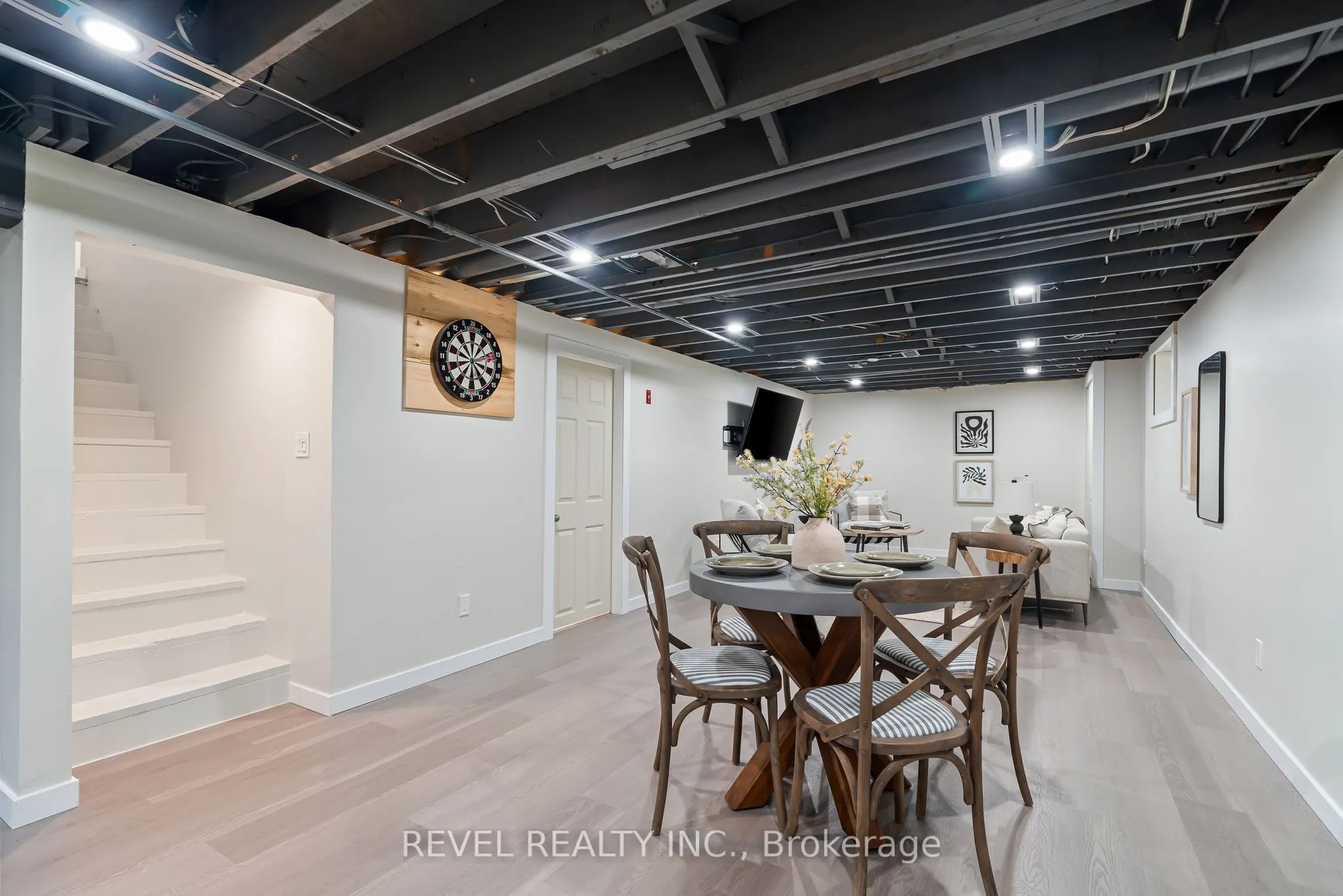 595 Hickory Beach Road