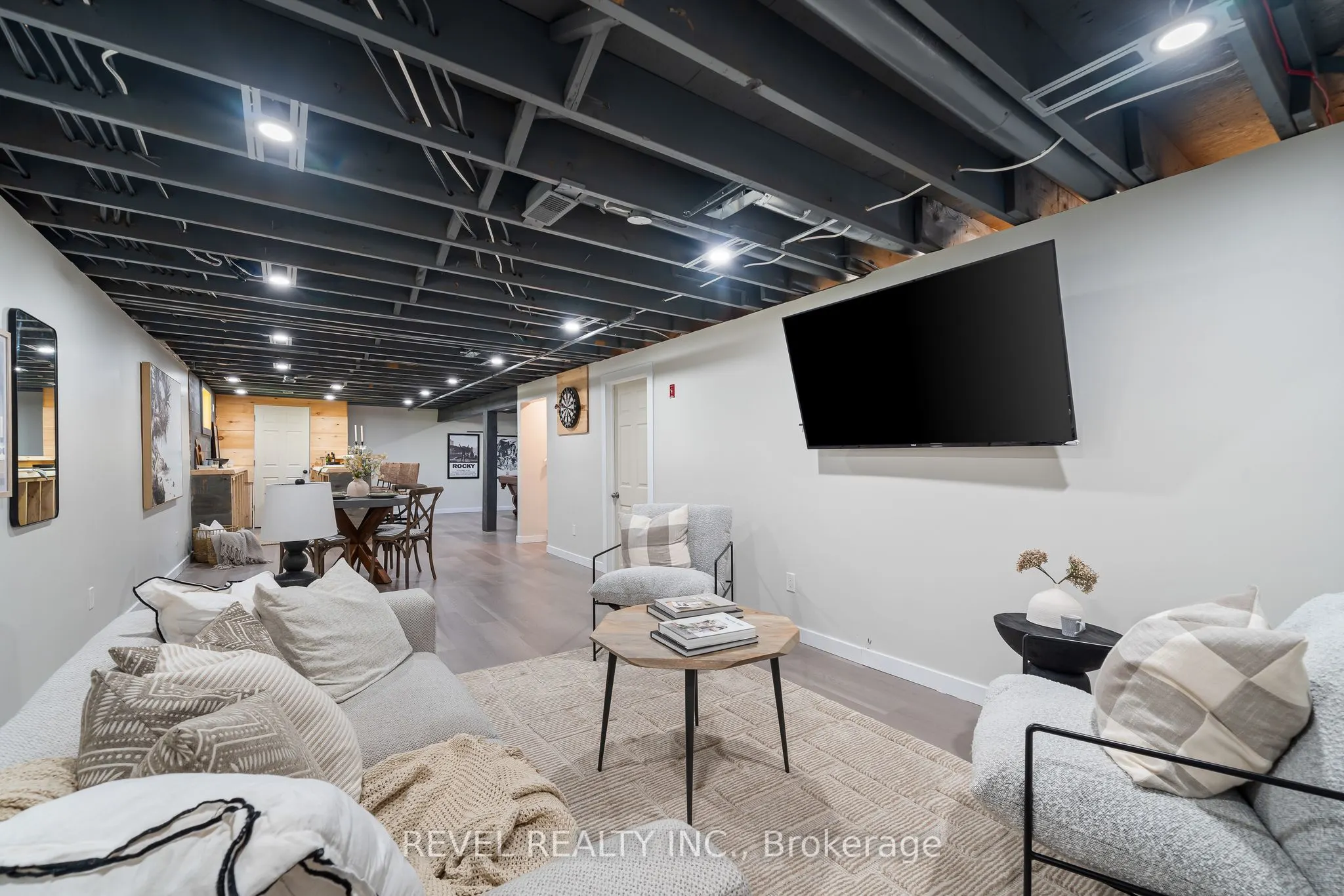 595 Hickory Beach Road