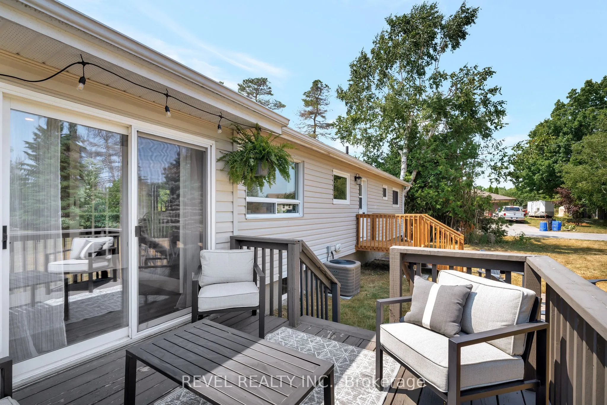 595 Hickory Beach Road