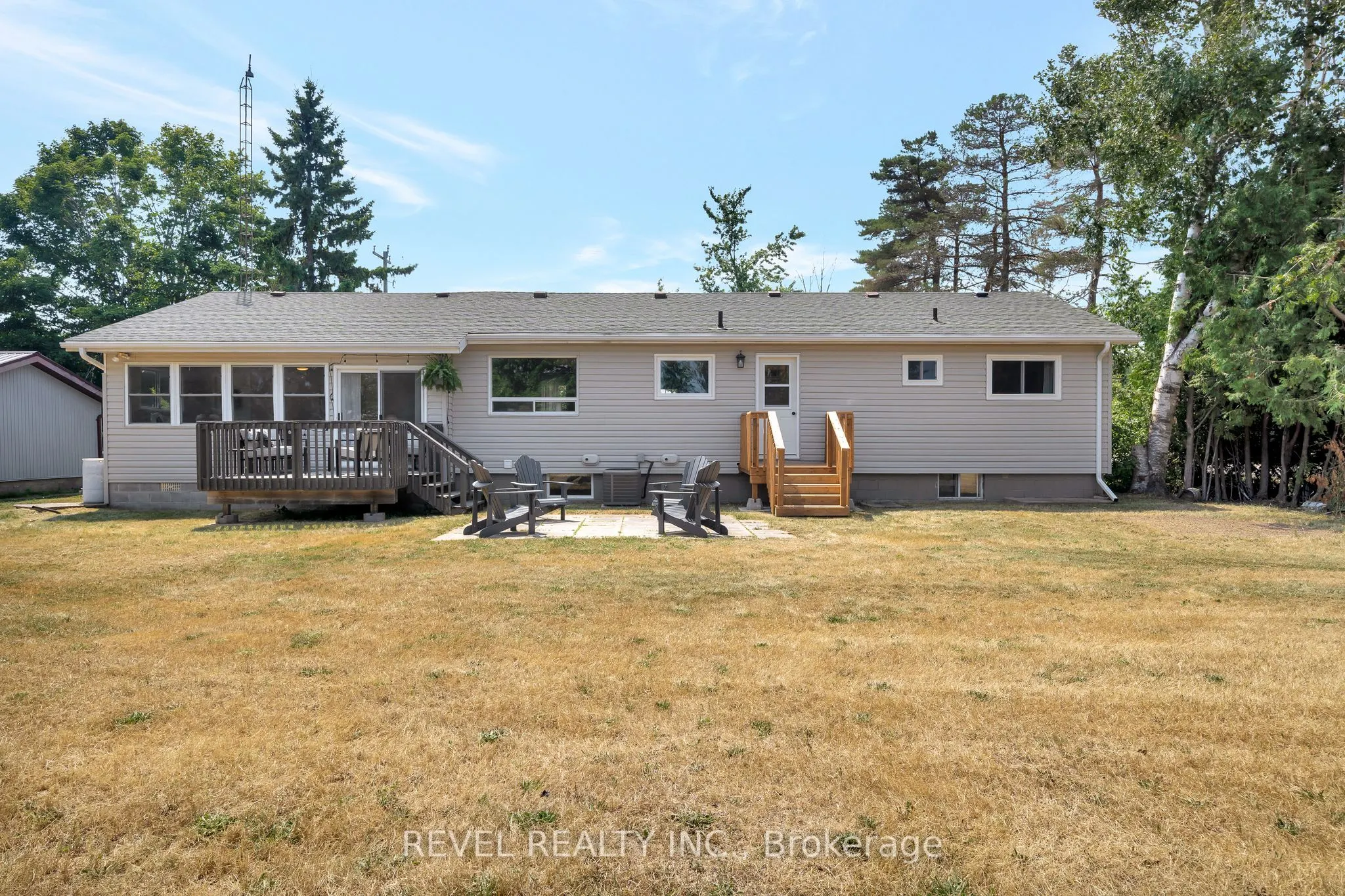 595 Hickory Beach Road