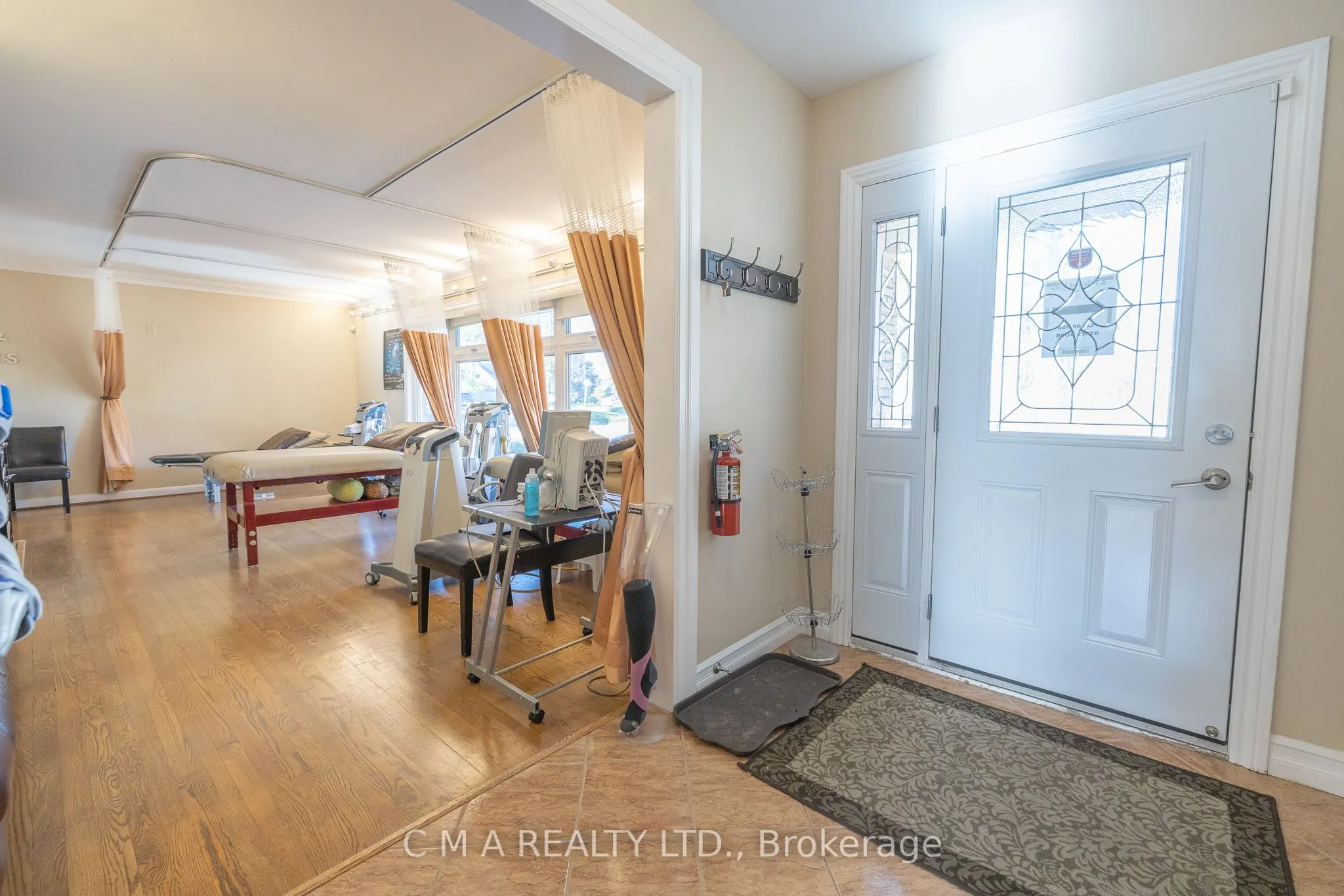 11 Belmont Avenue W