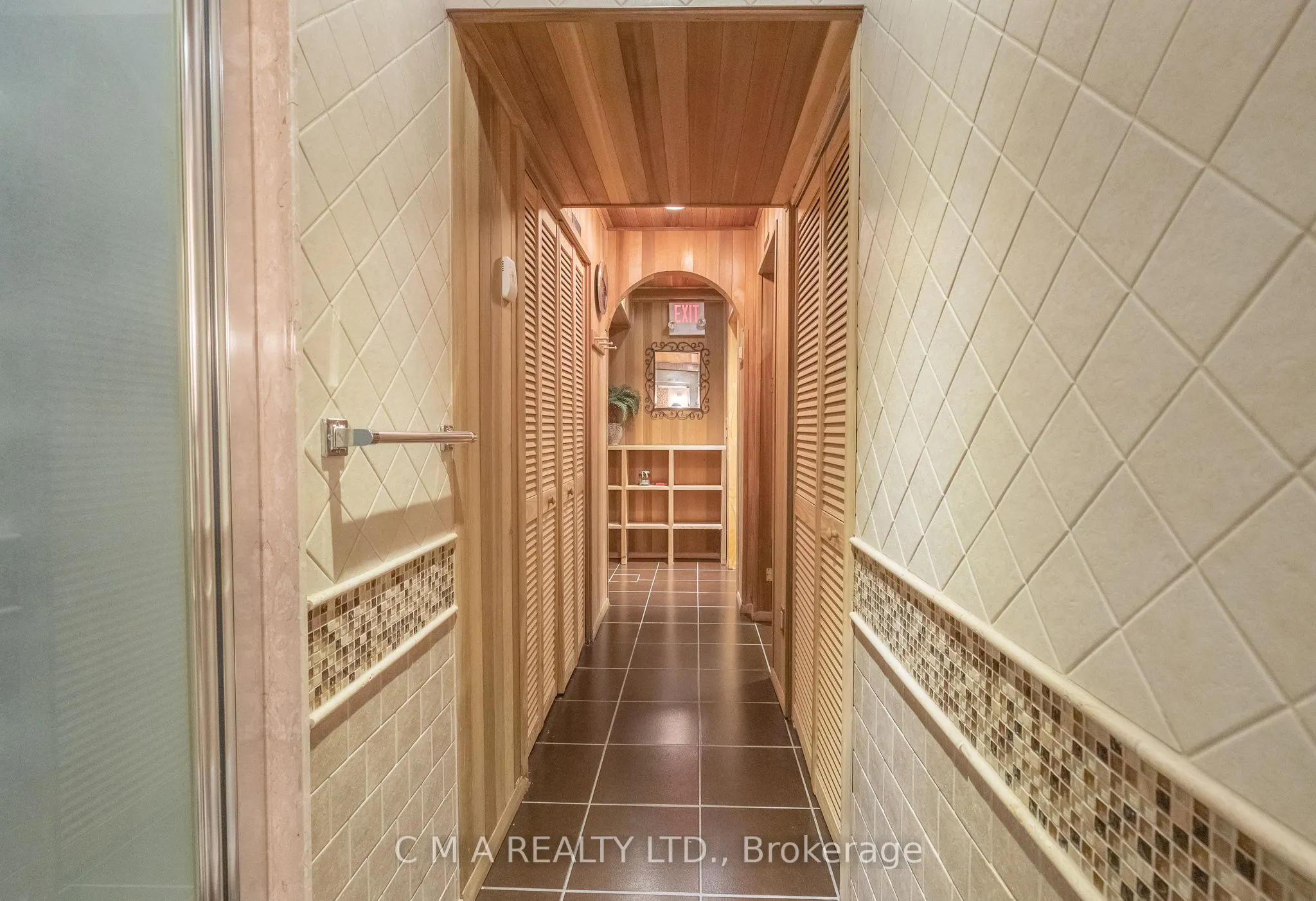 11 Belmont Avenue W