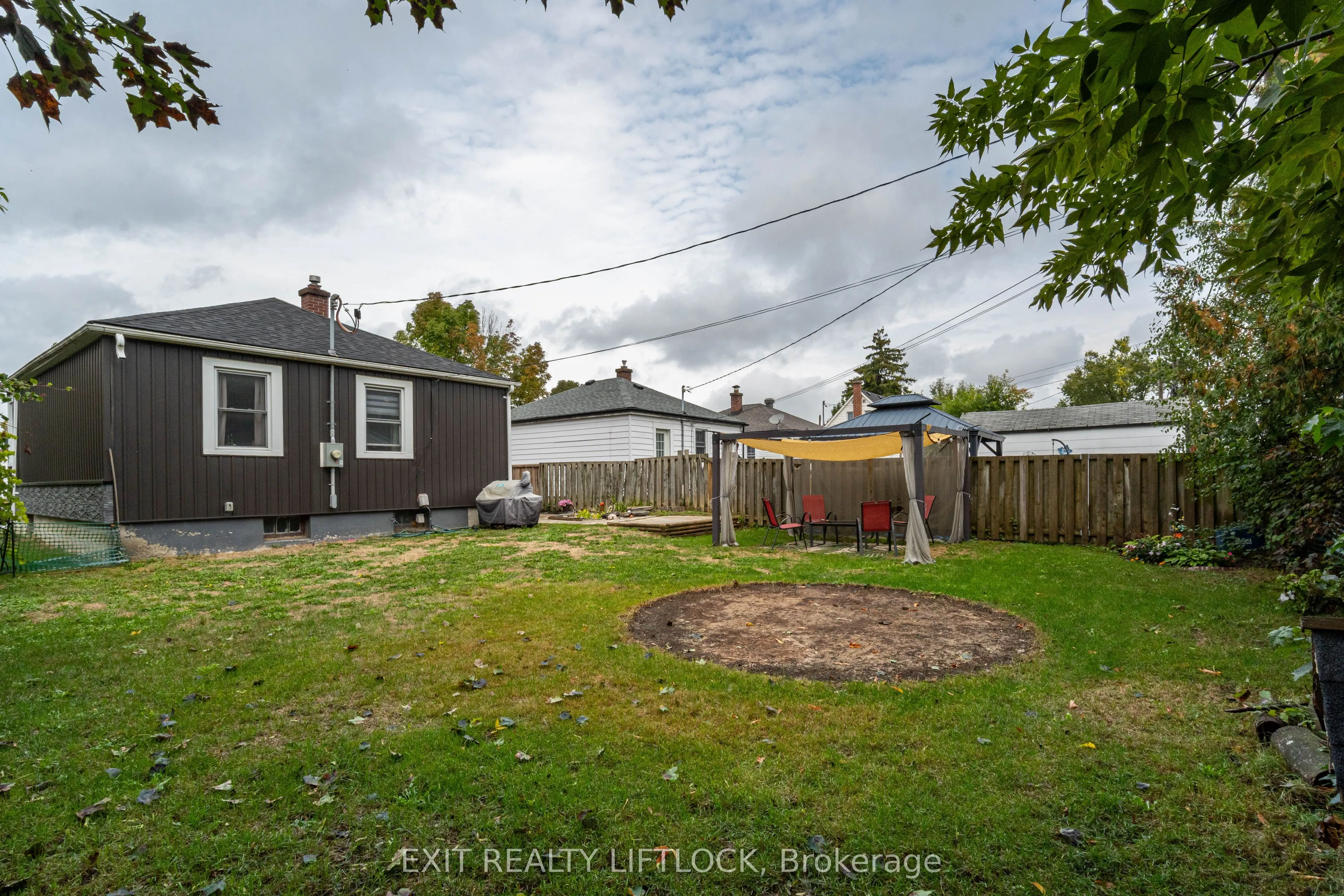 489 Hamilton Street