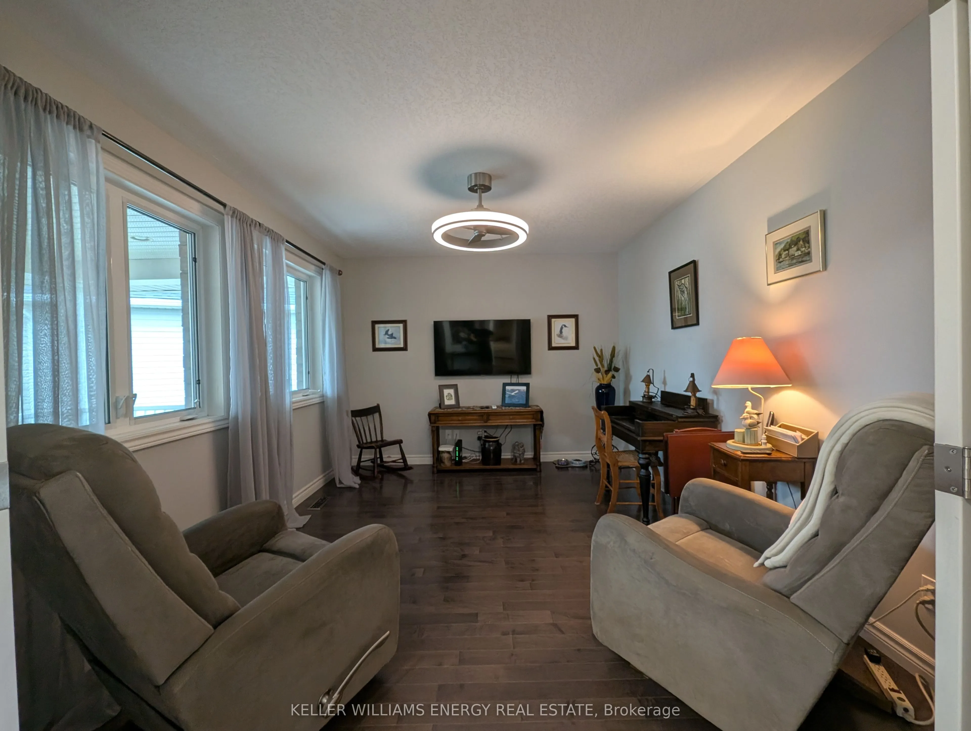 34 Mount Grove Crescent