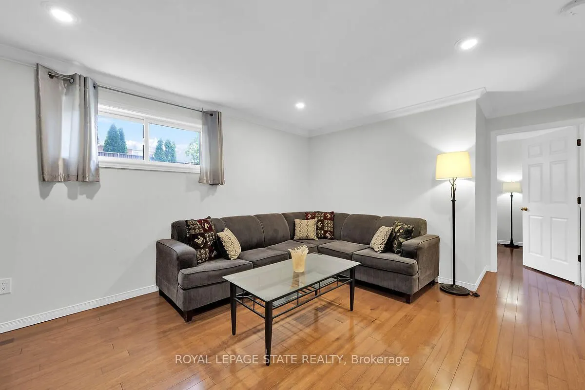 4 Bing Crescent