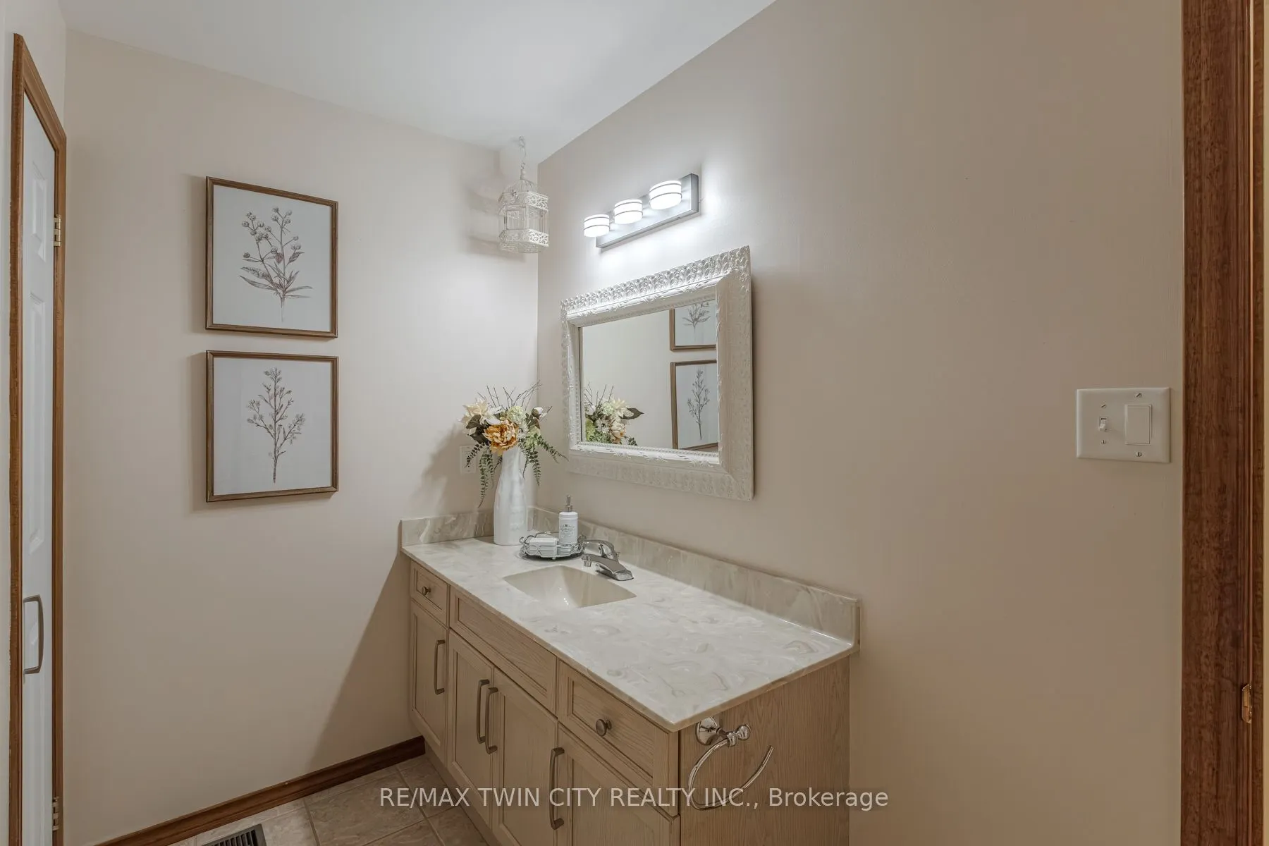 19 Hanlon Place, #36