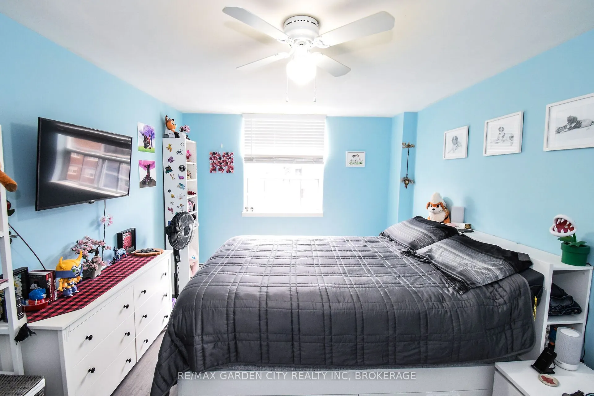 359 GENEVA Street, #811
