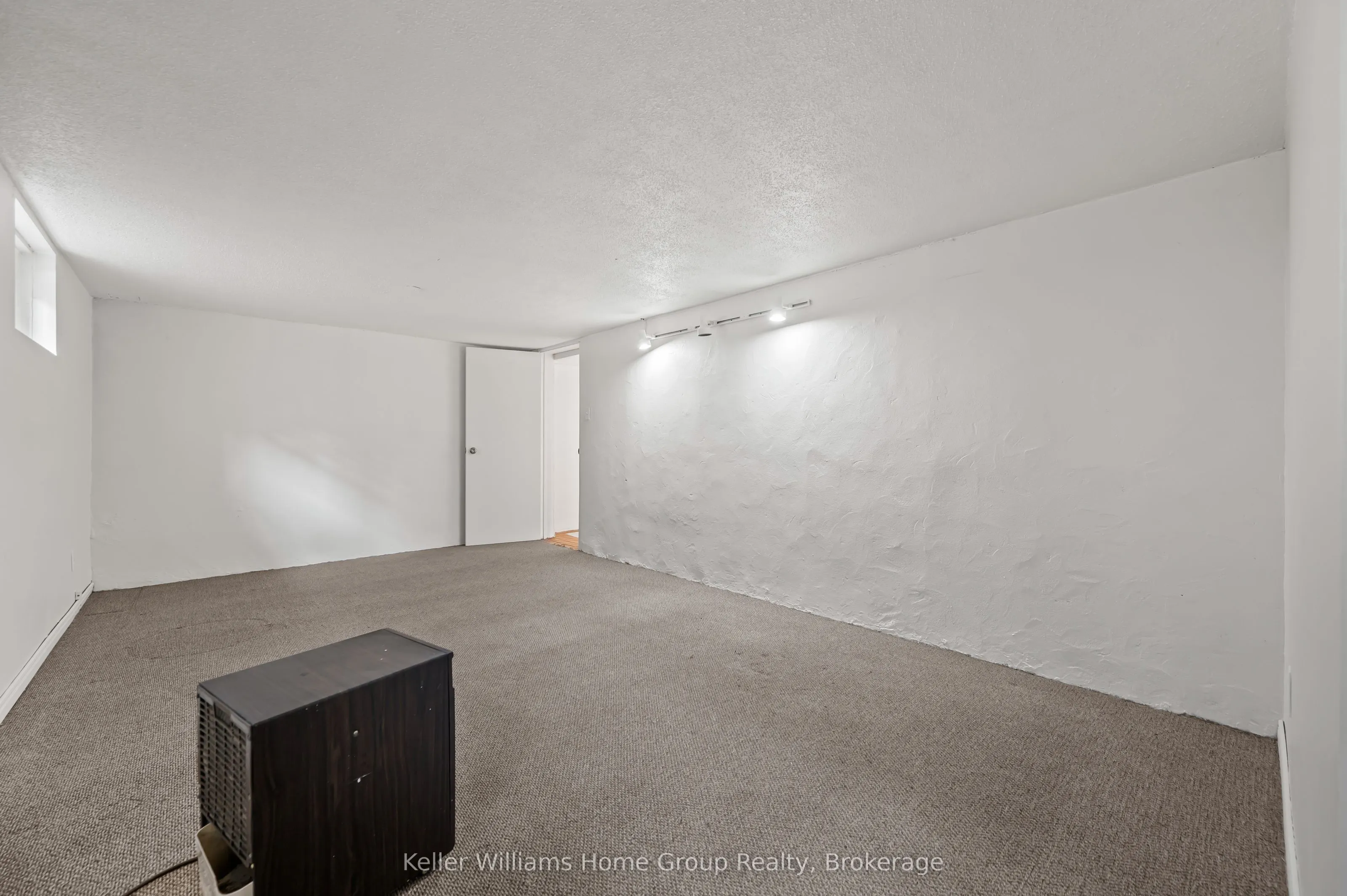 107 East Avenue
