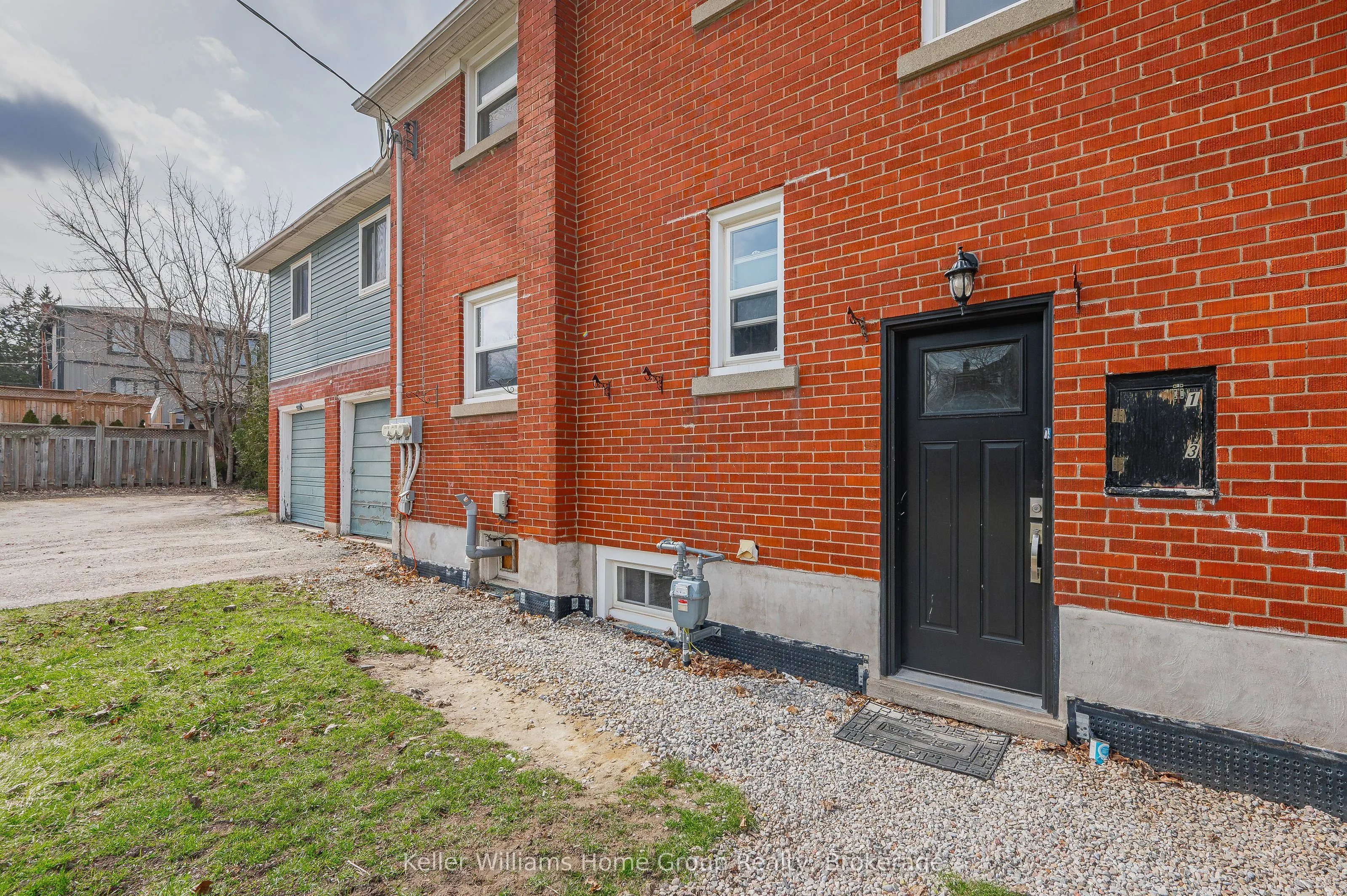 107 East Avenue