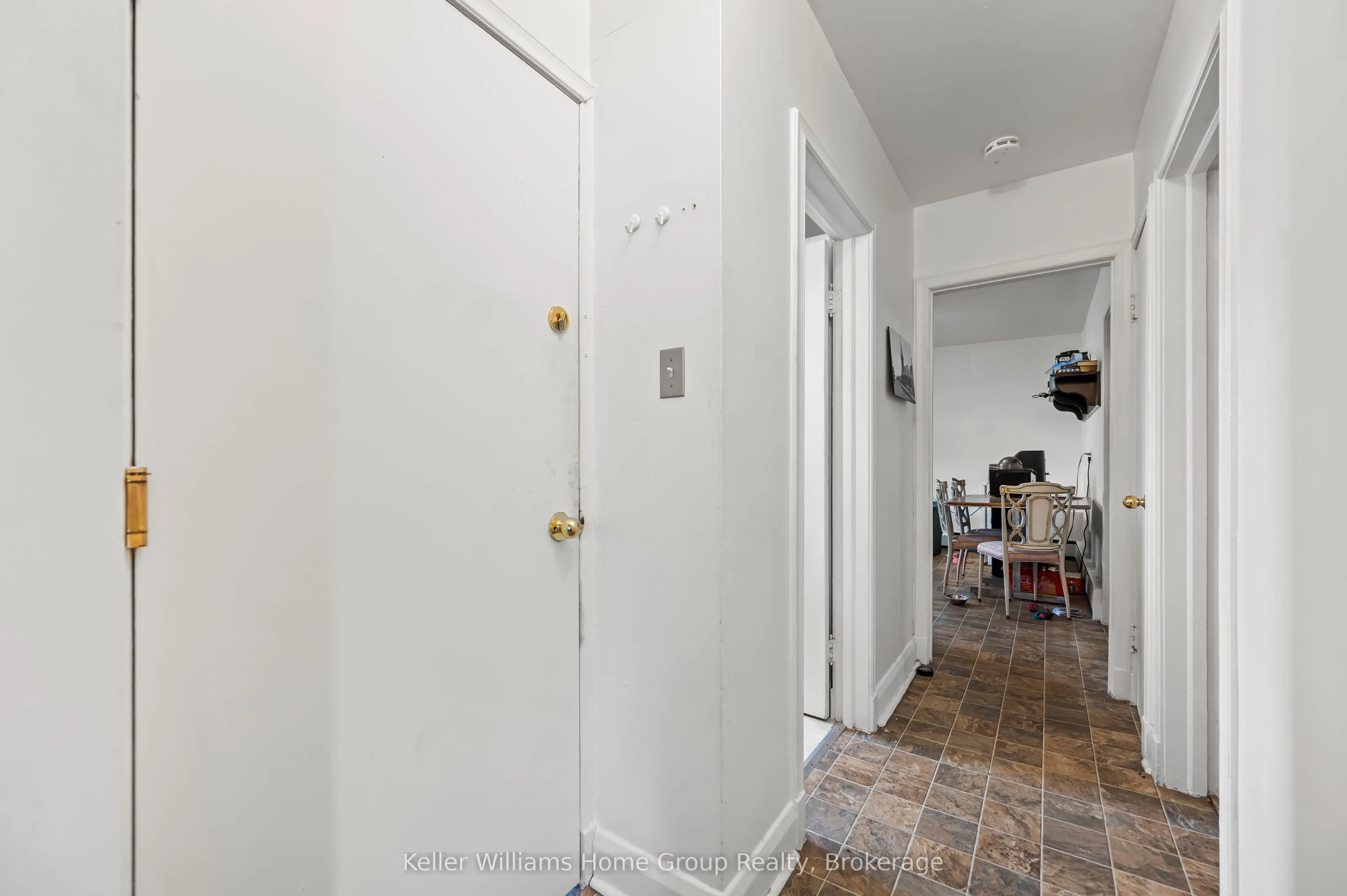 107 East Avenue