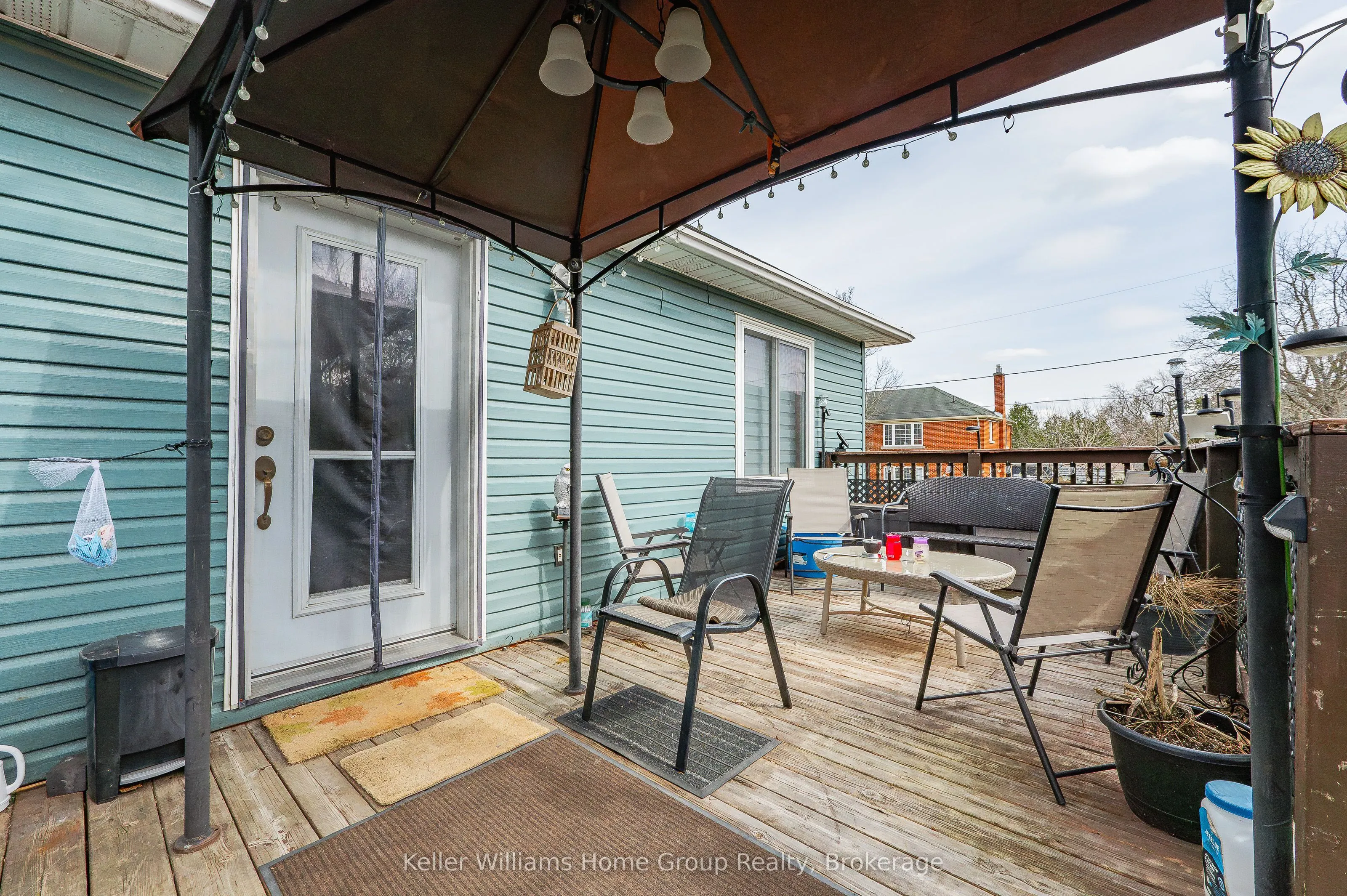 107 East Avenue