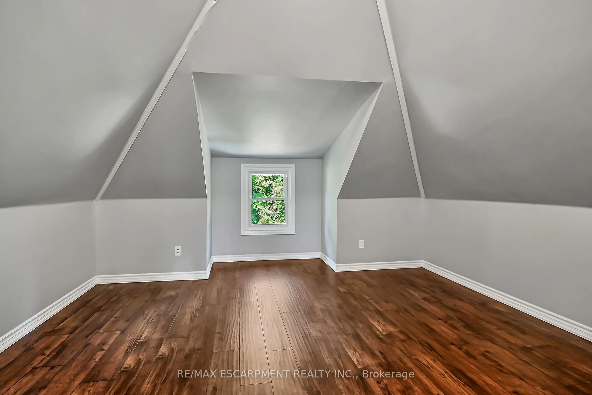 172 Sherman Avenue S