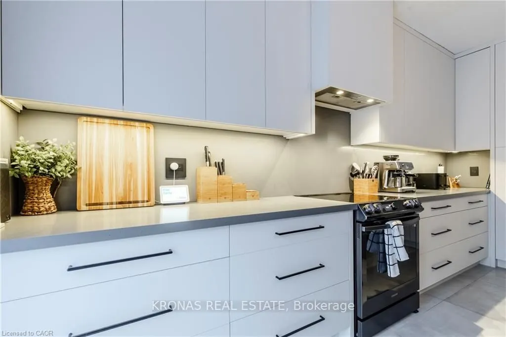 252 Upper Mount Albion Road