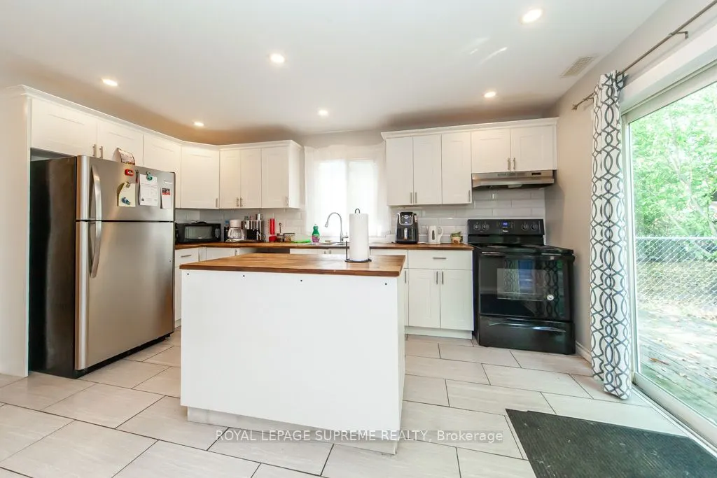13 Robins Avenue