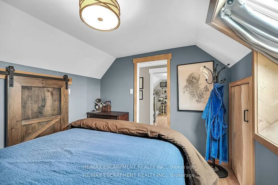 321 East 12th Street