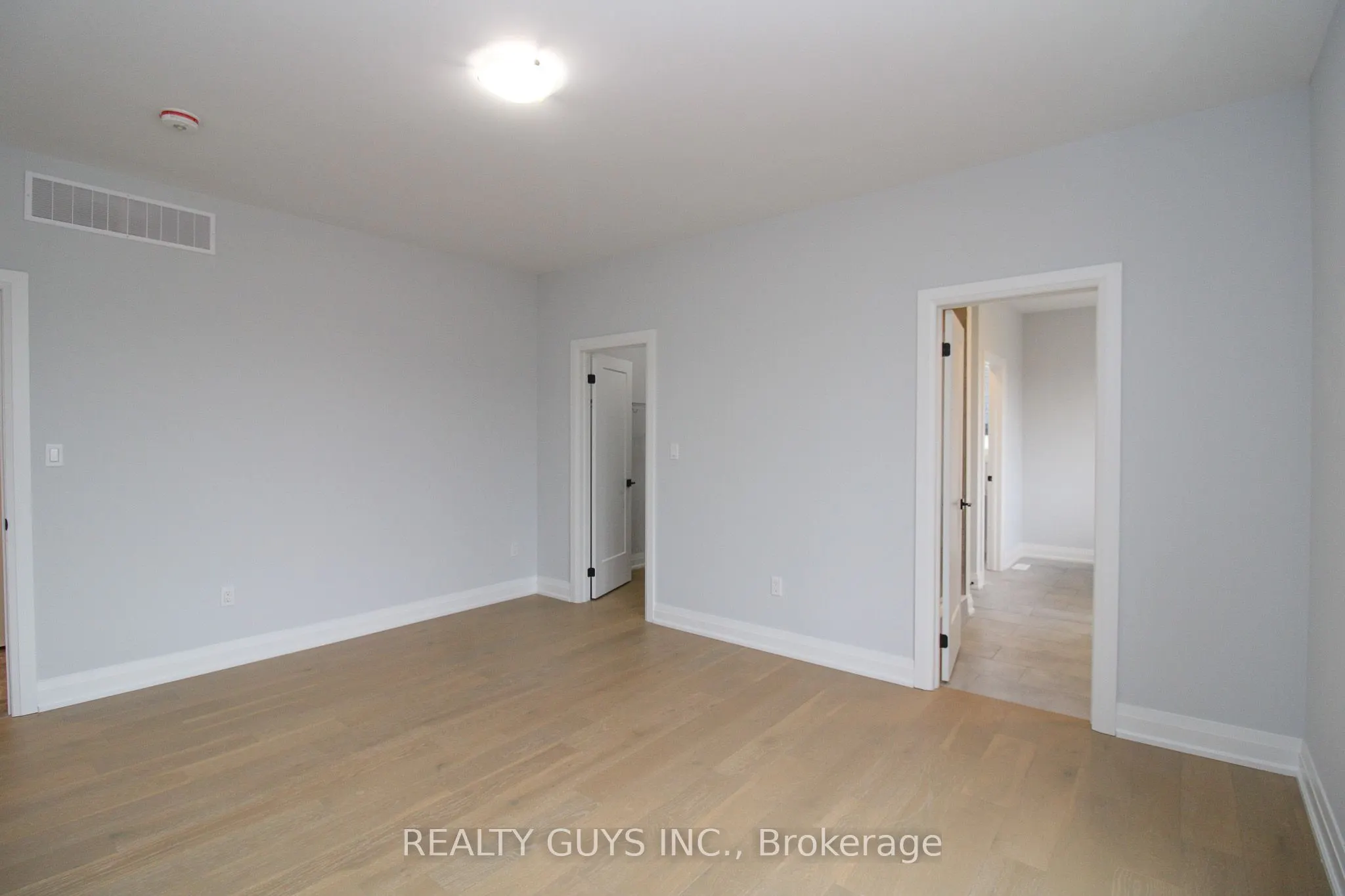2418 GWENDOLYN Court
