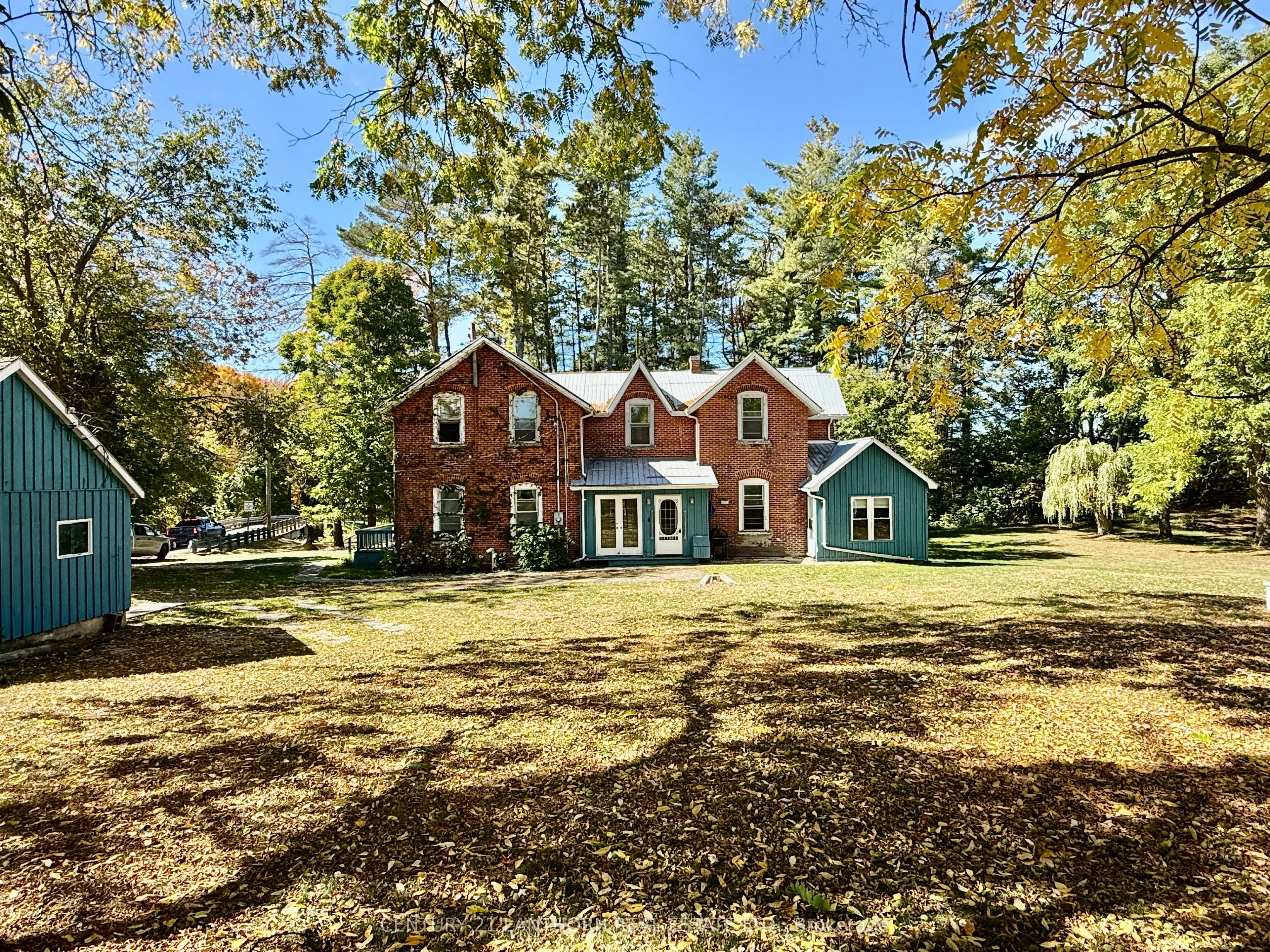 1748 Queensborough Road