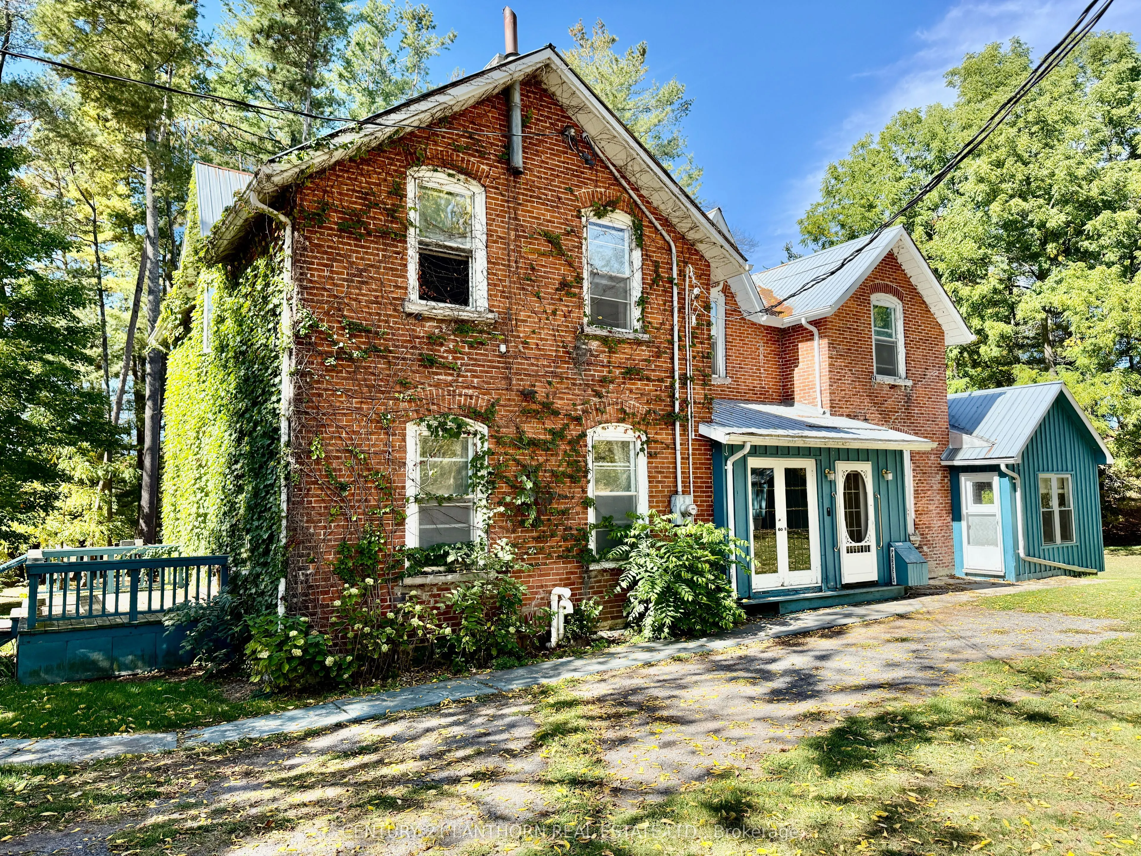 1748 Queensborough Road